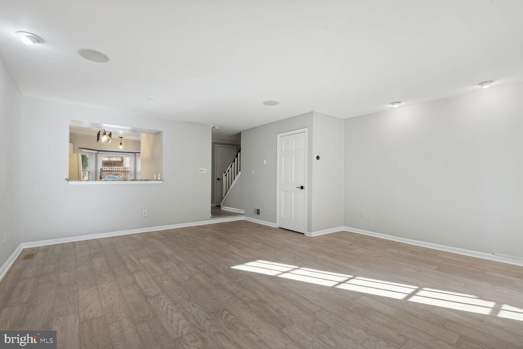 YACHT CLUB AT SEQUOIA VILLAGE - Residential Lease