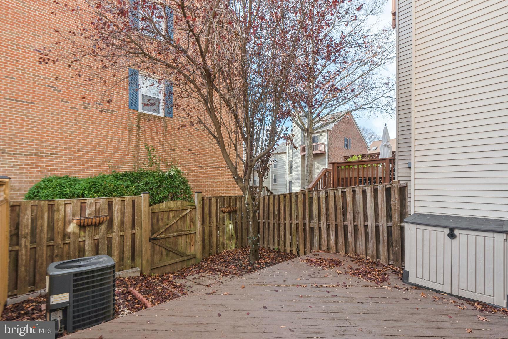 YACHT CLUB AT SEQUOIA VILLAGE - Residential Lease