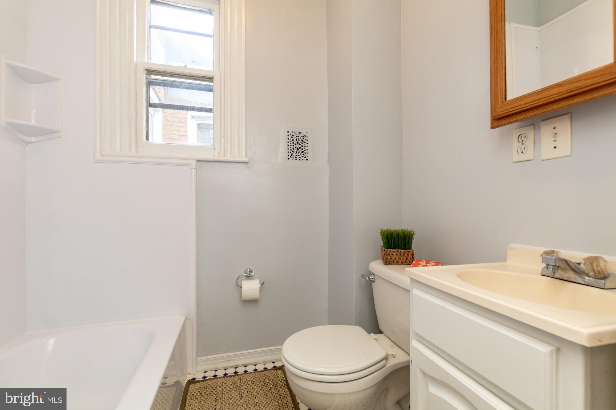 HAMPDEN HISTORIC DISTRICT - Residential