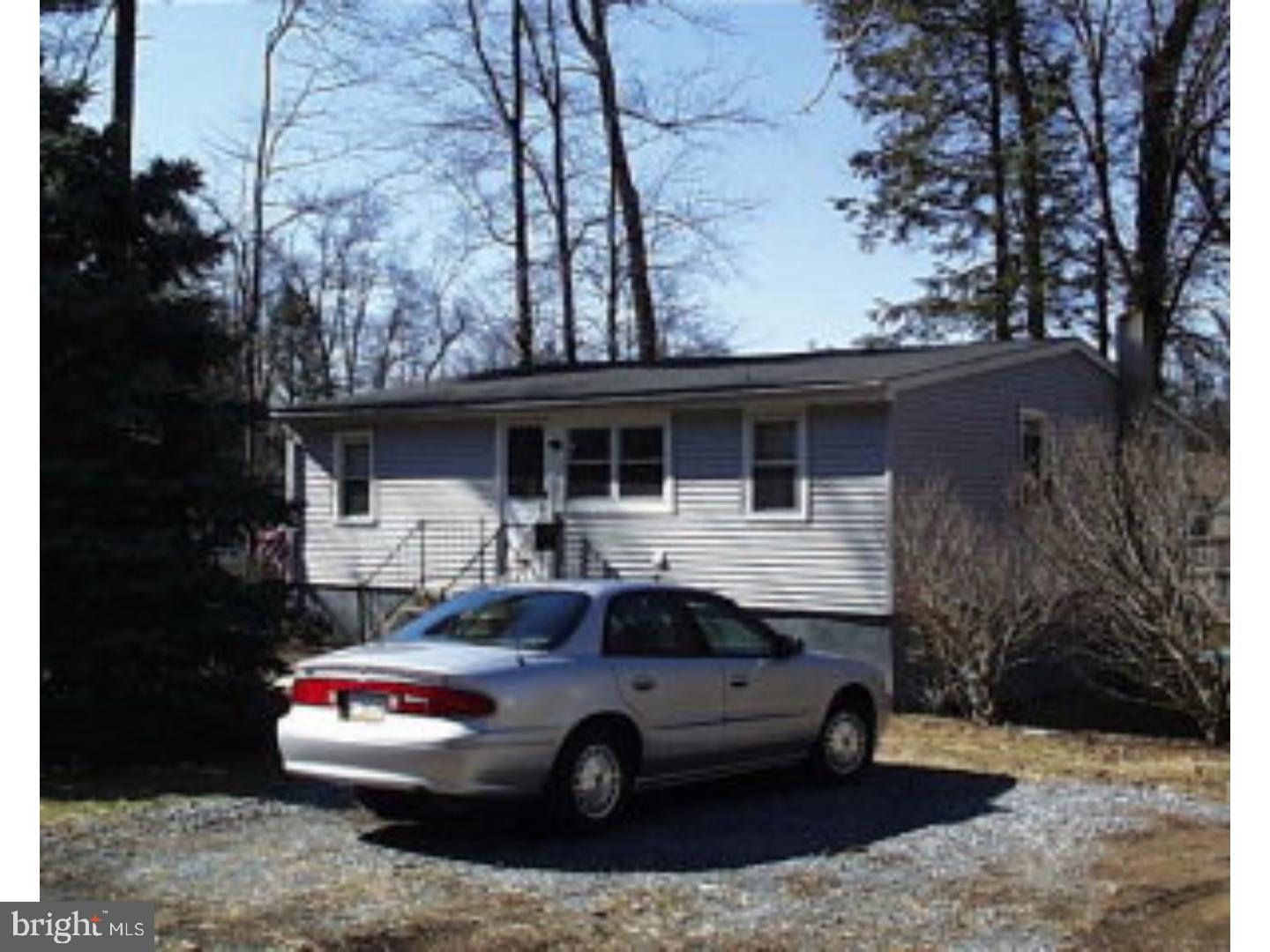 WELL MAINTAINED HOME, GREAT NEIGHBORHOOD, LOW MAINTENANCE. AMPLE OFF STREET PARKING. Amp: 100