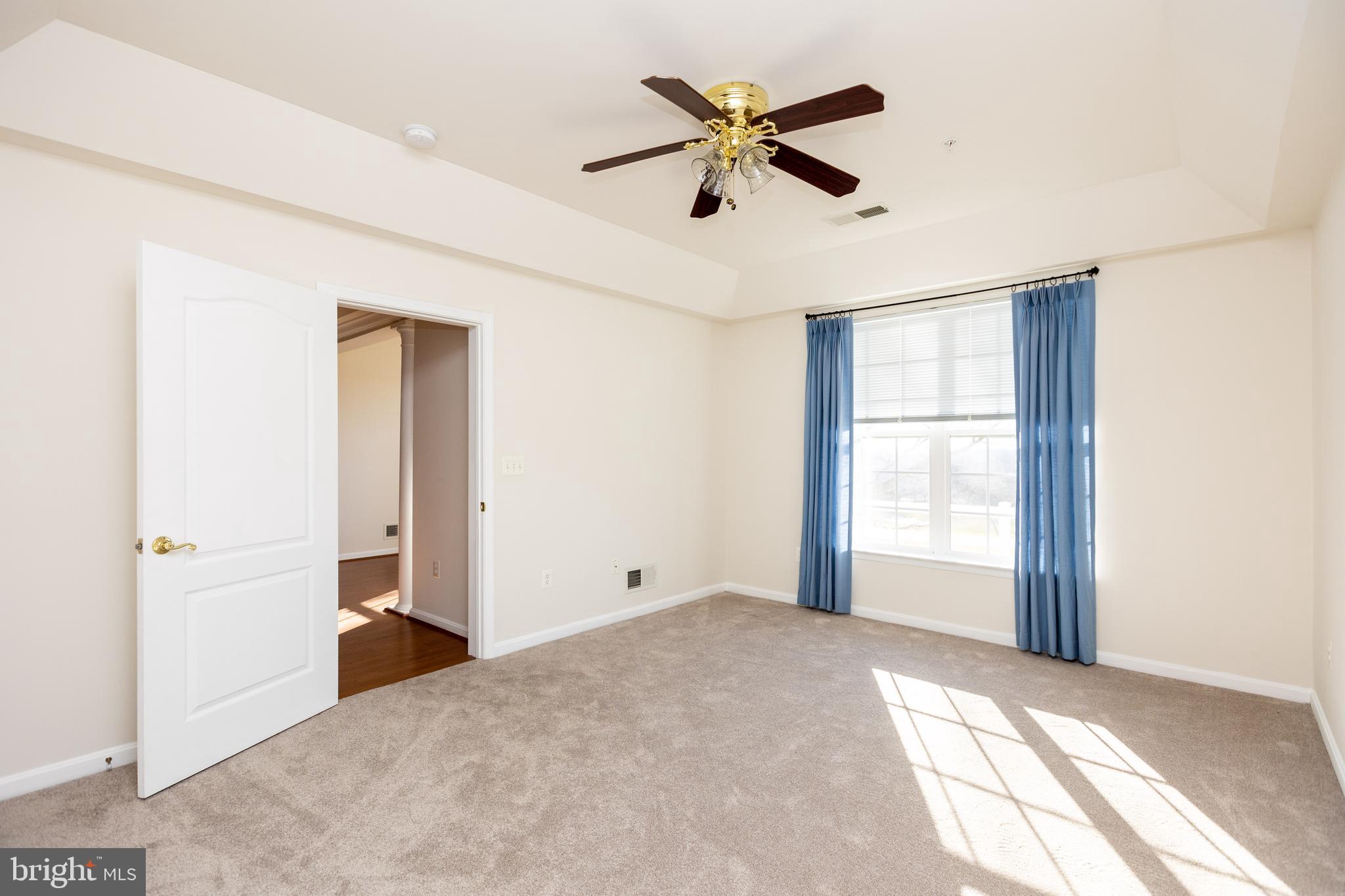 GATHERINGS AT LYNDWOOD - Residential