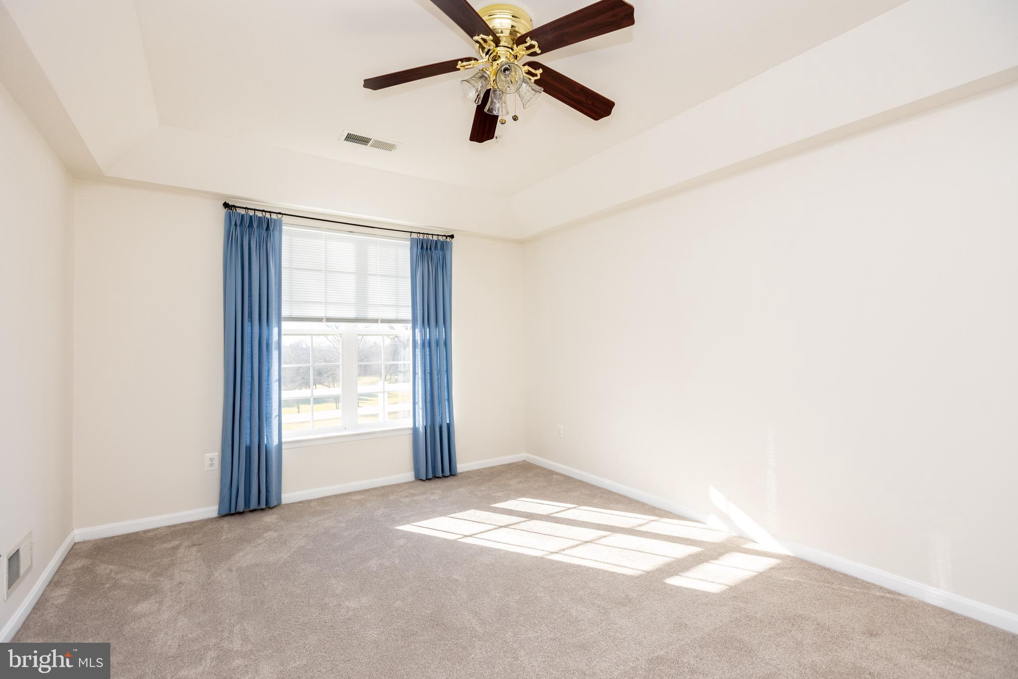 GATHERINGS AT LYNDWOOD - Residential