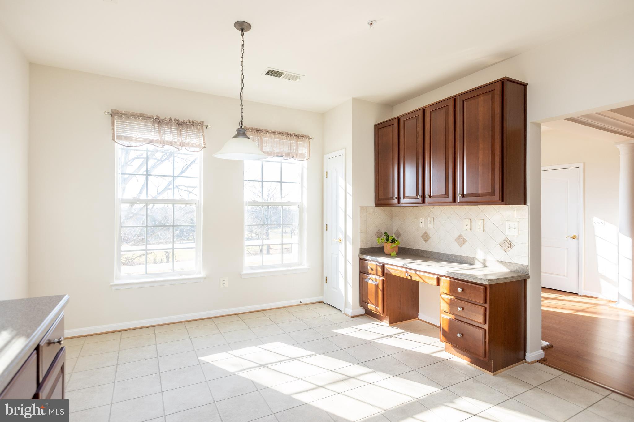 GATHERINGS AT LYNDWOOD - Residential