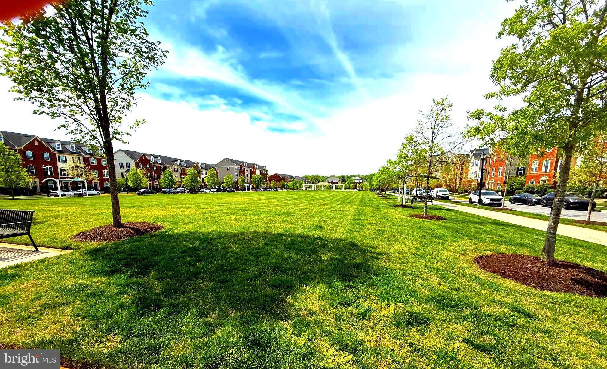 GREENBELT STATION - Residential