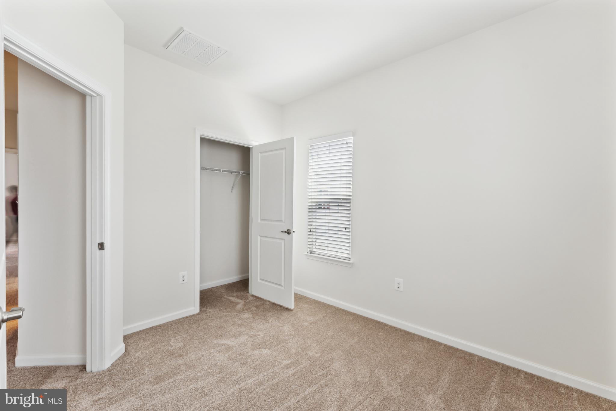 GREENBELT STATION - Residential