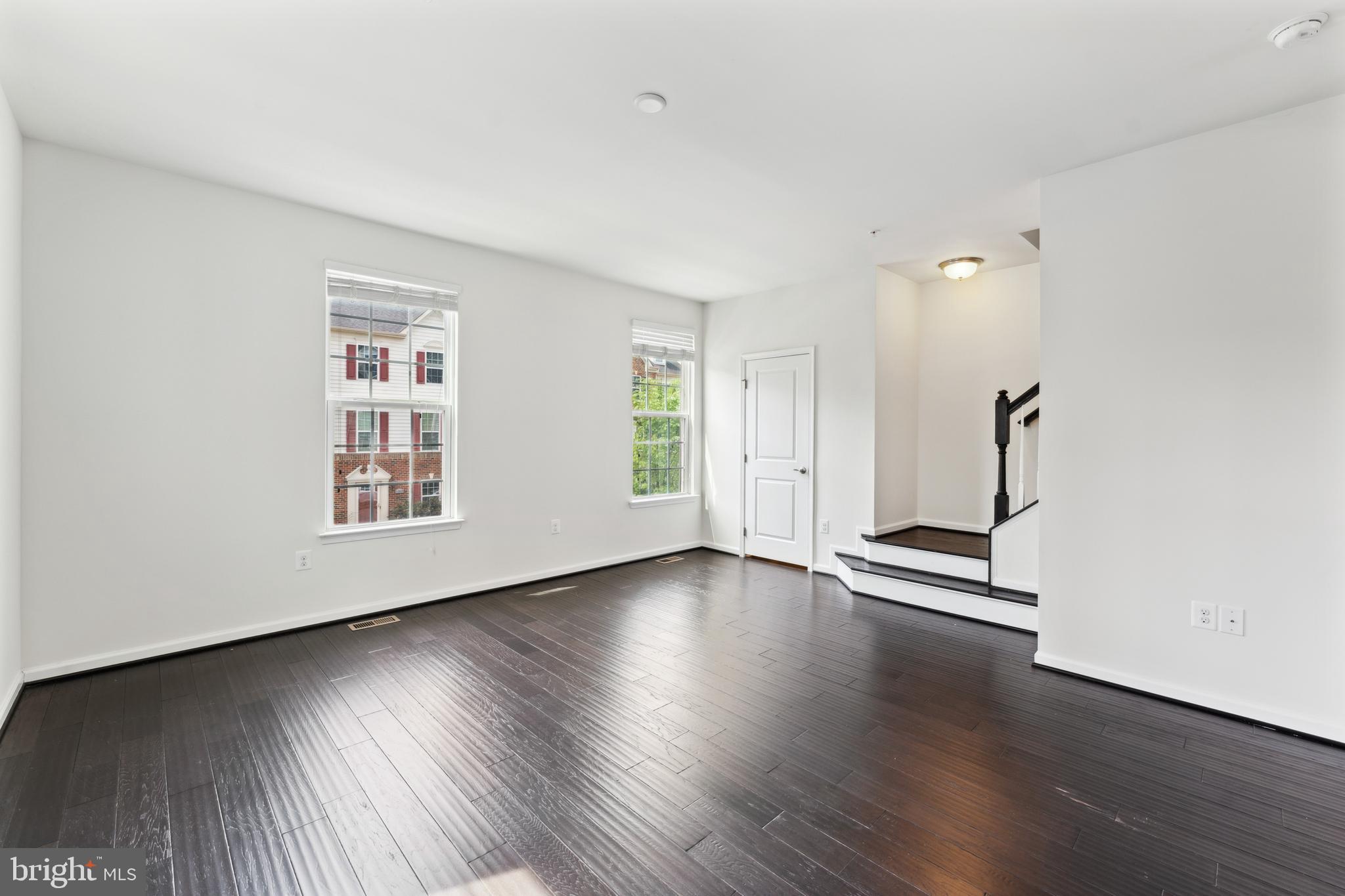 GREENBELT STATION - Residential