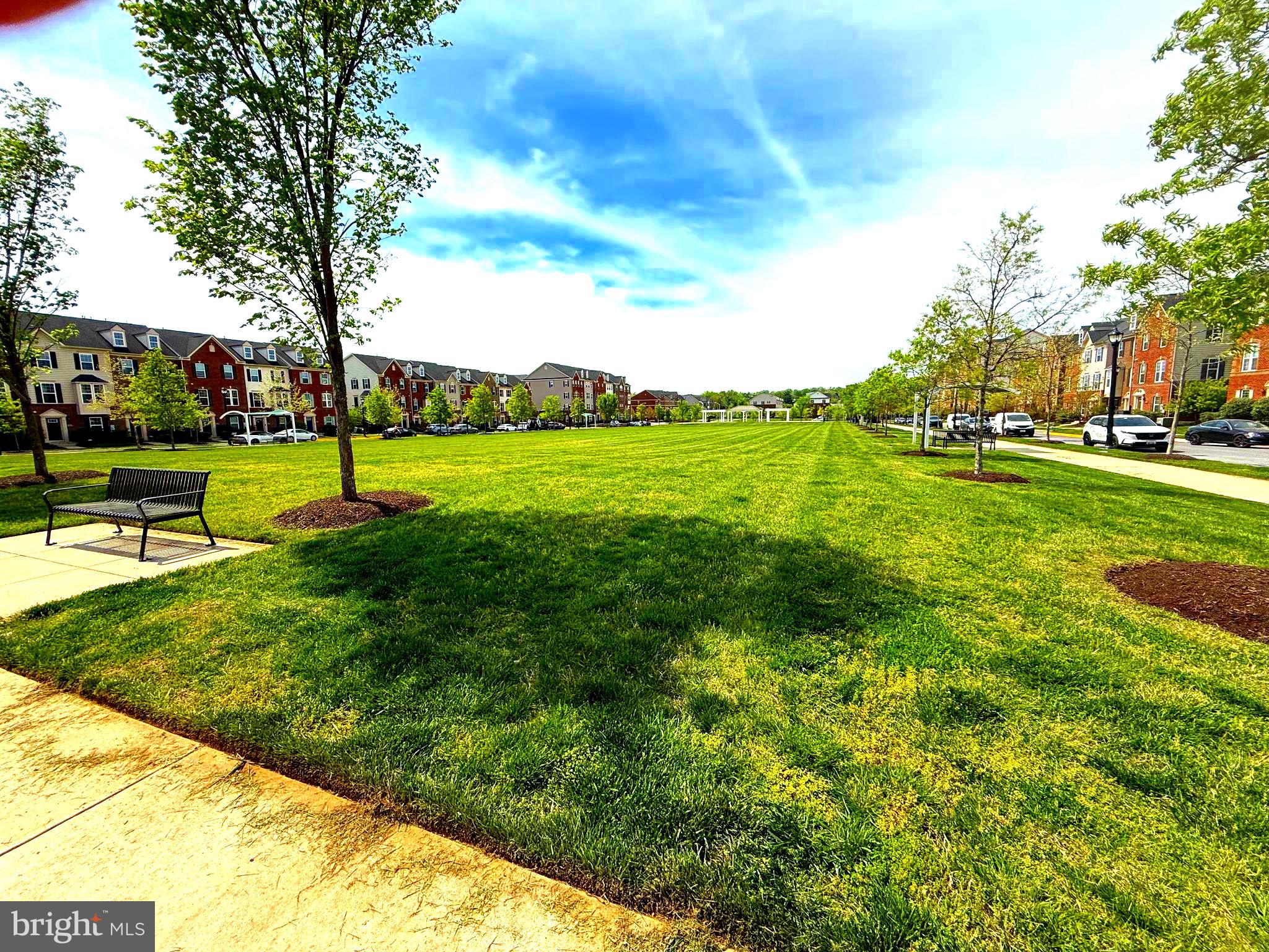 GREENBELT STATION - Residential