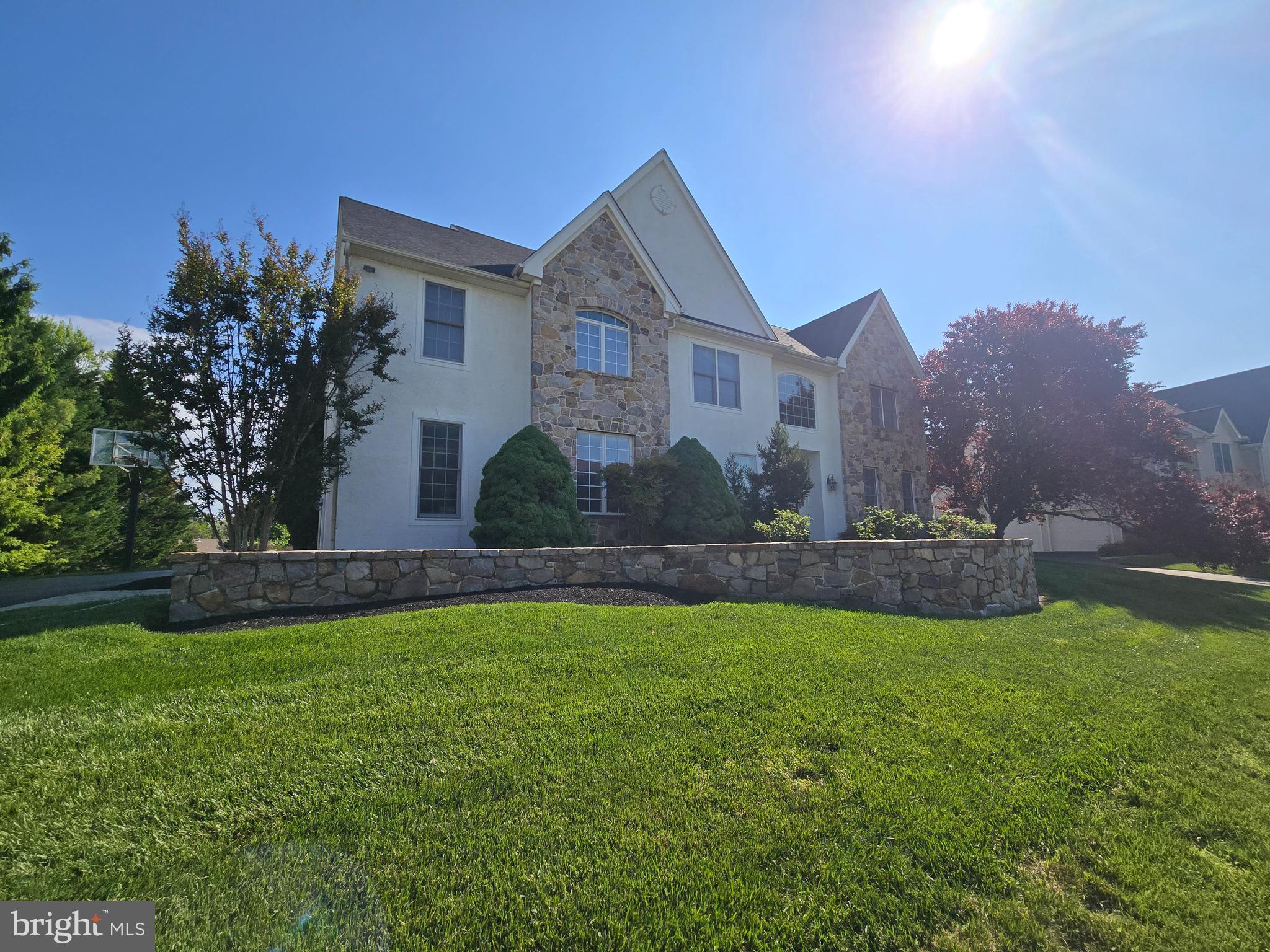 7 DERBYSHIRE WAY