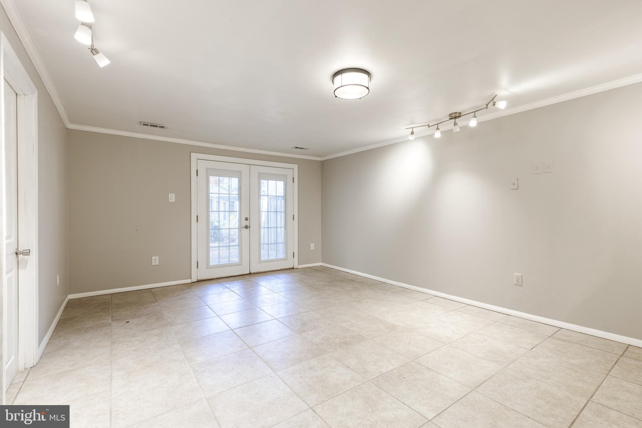 CROFTON PARK - Residential Lease