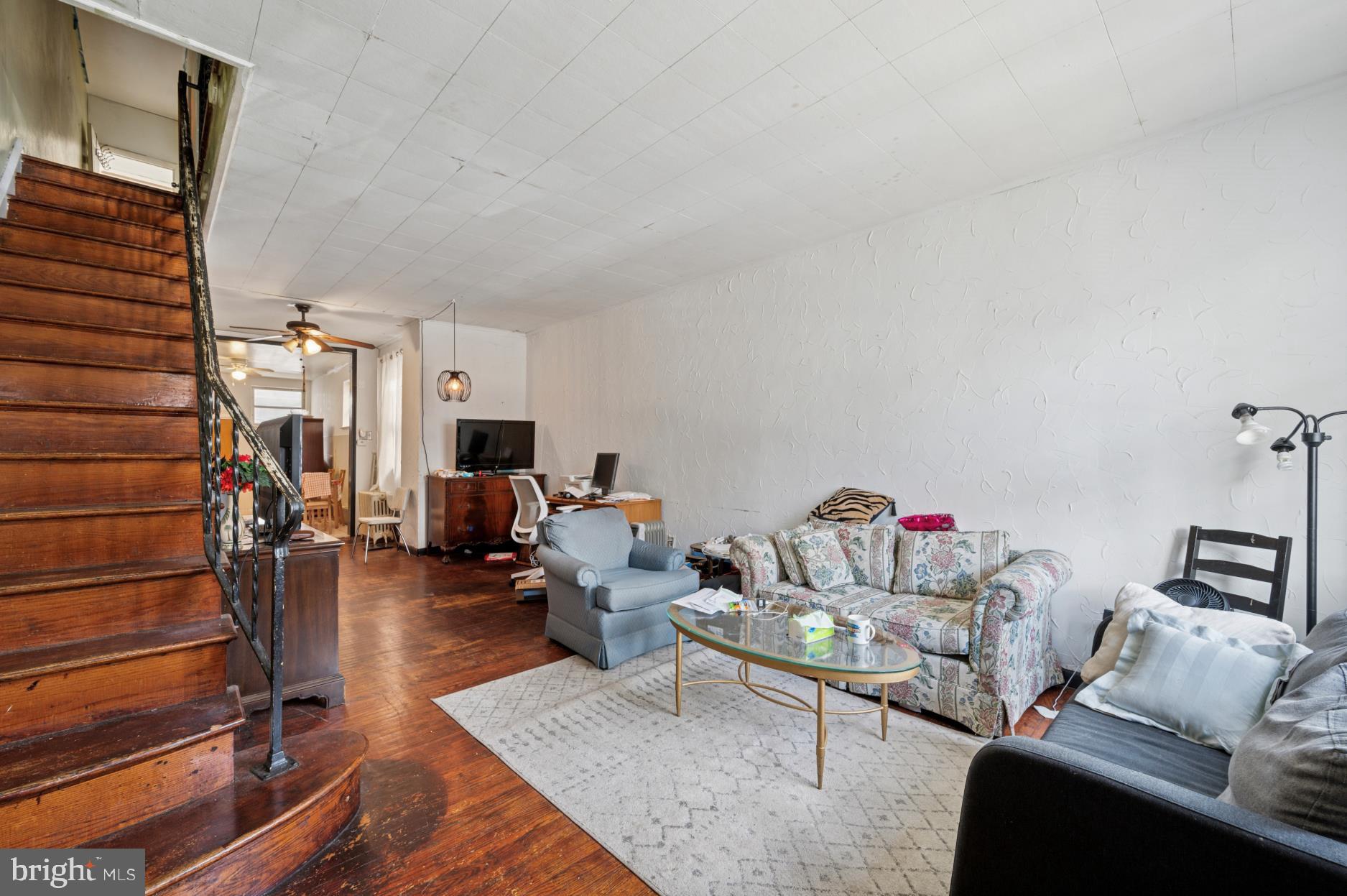 POINT BREEZE - Residential