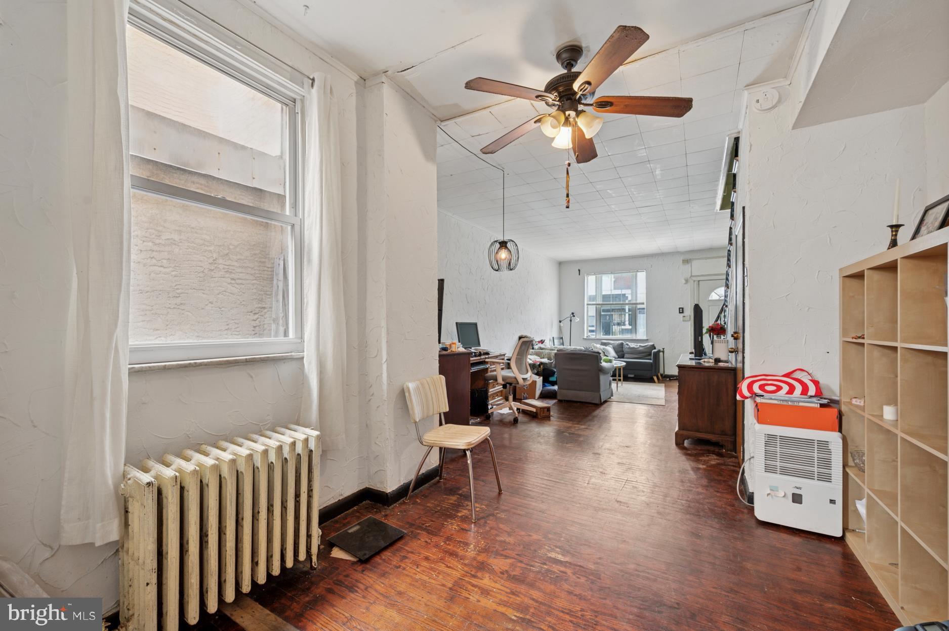POINT BREEZE - Residential