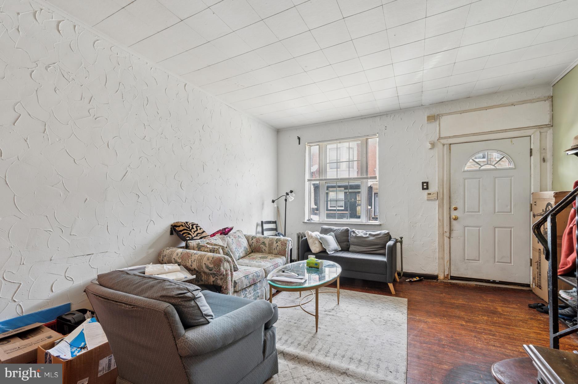 POINT BREEZE - Residential