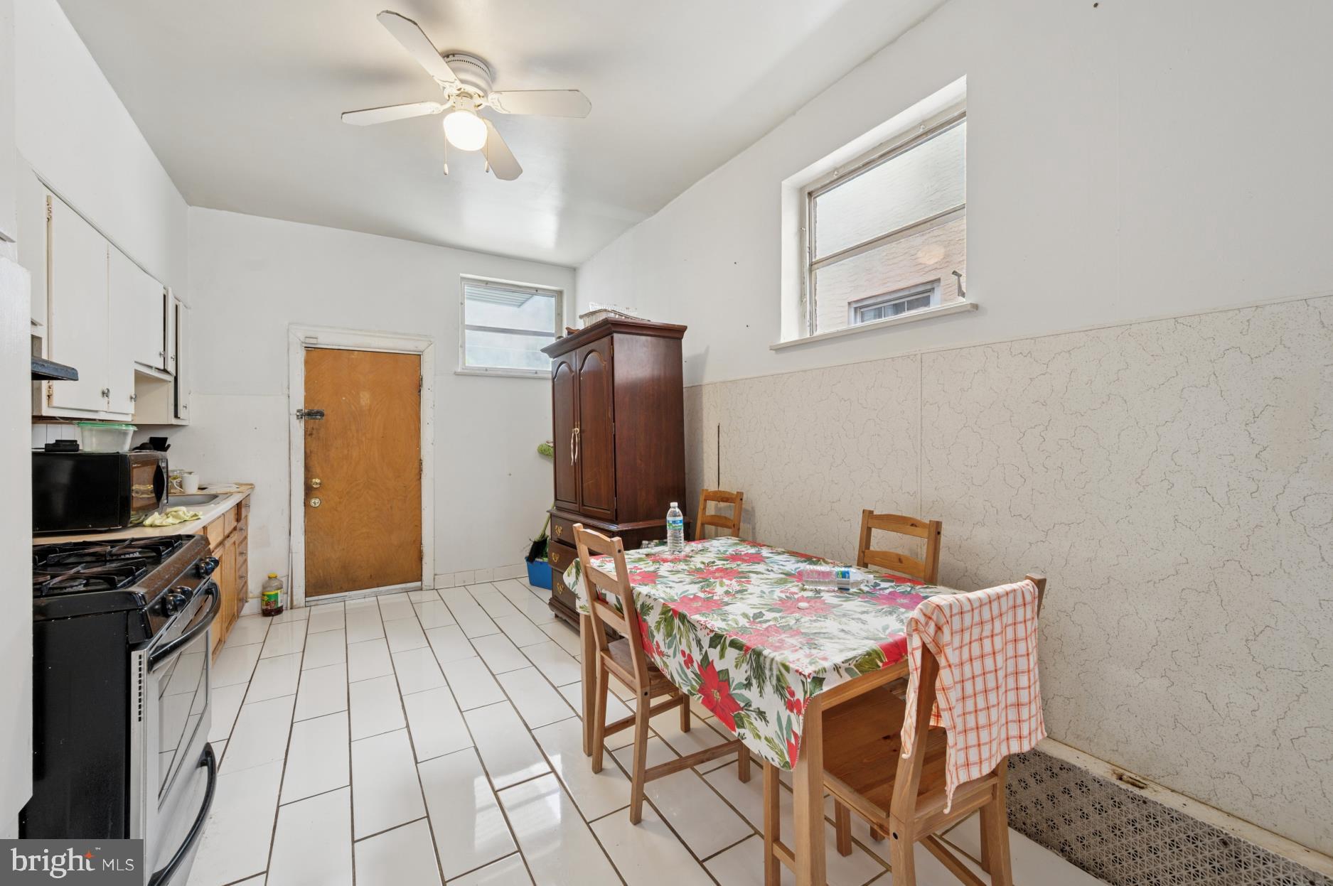 POINT BREEZE - Residential