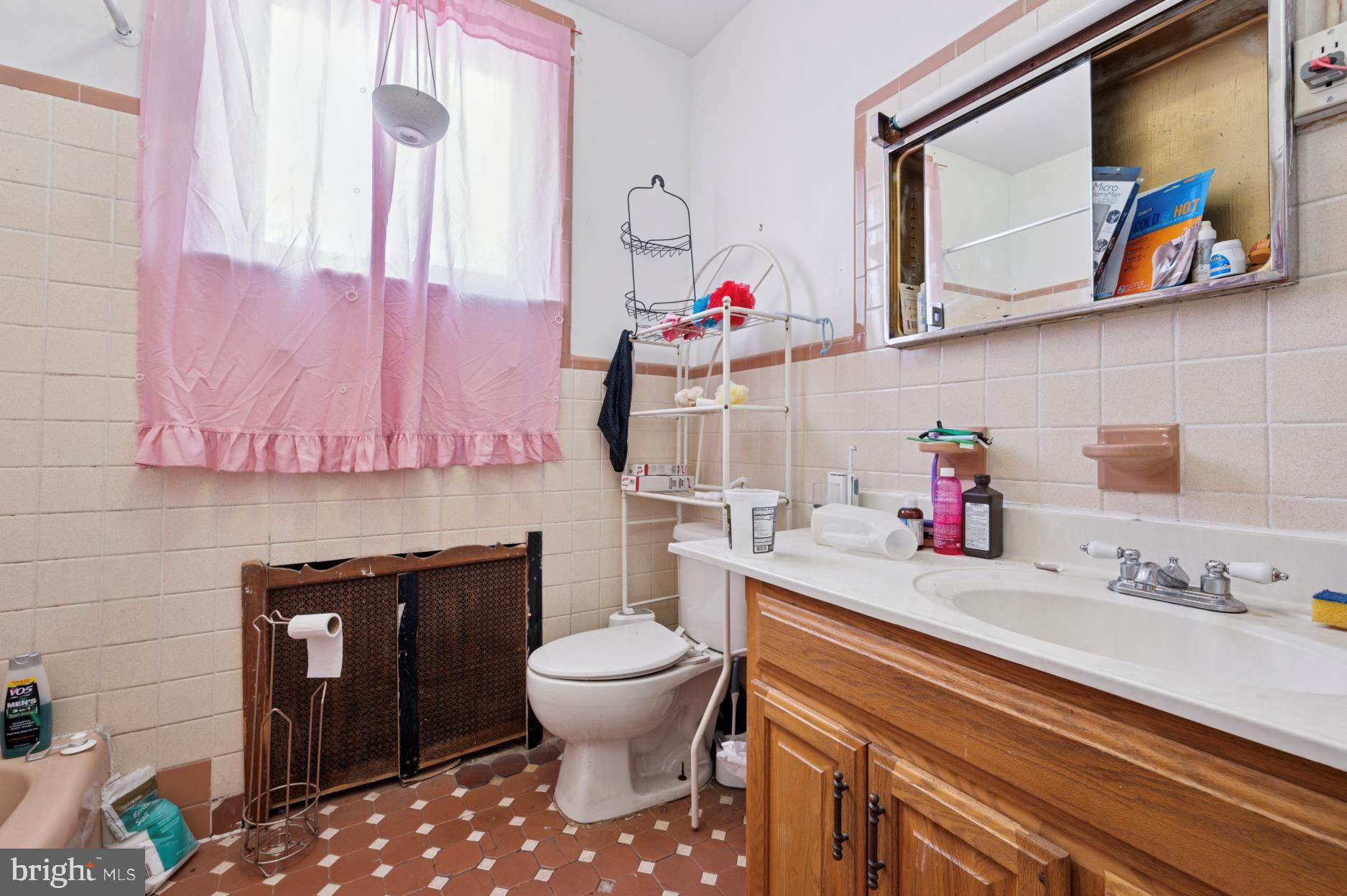 POINT BREEZE - Residential
