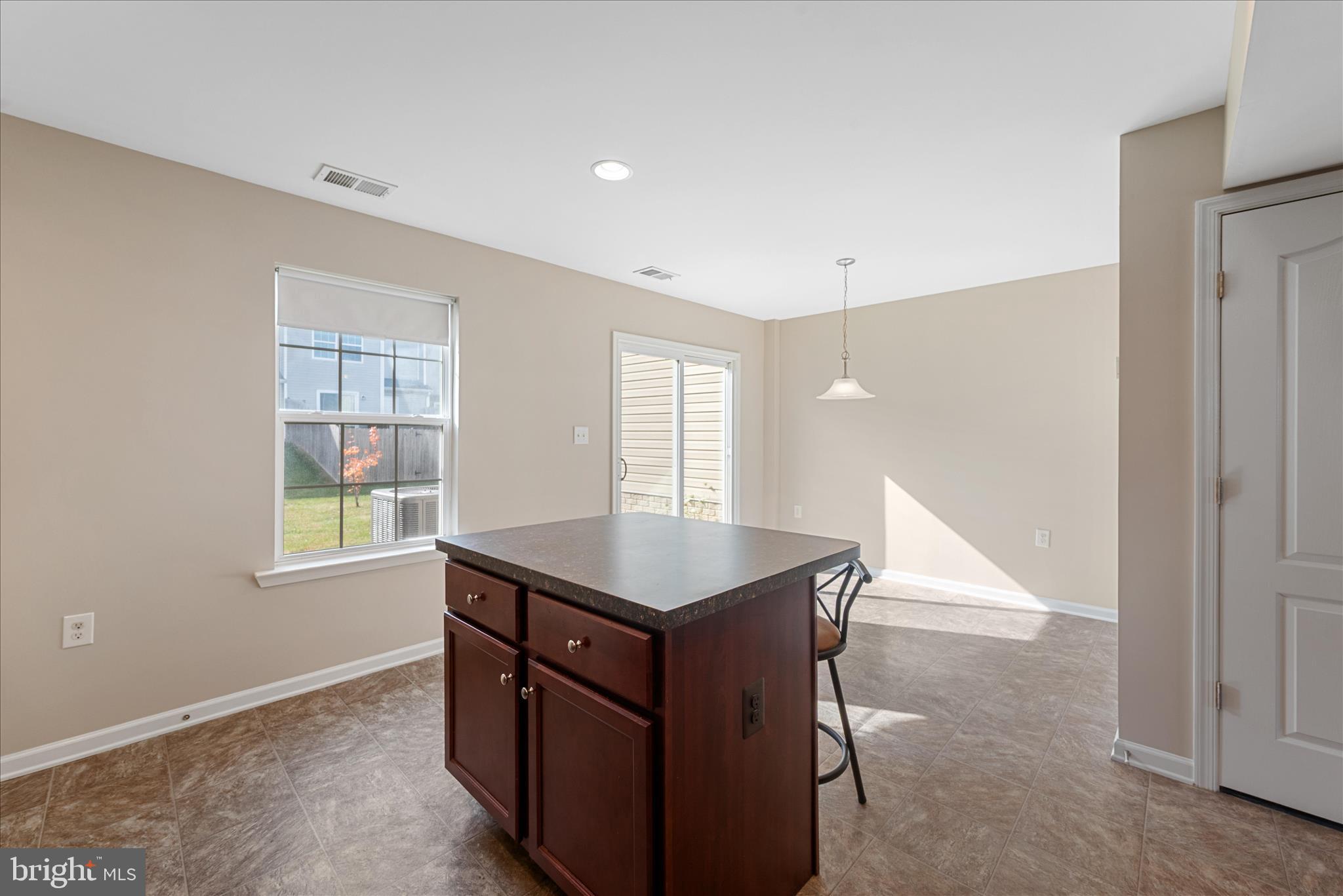 MANOR PARK - Residential