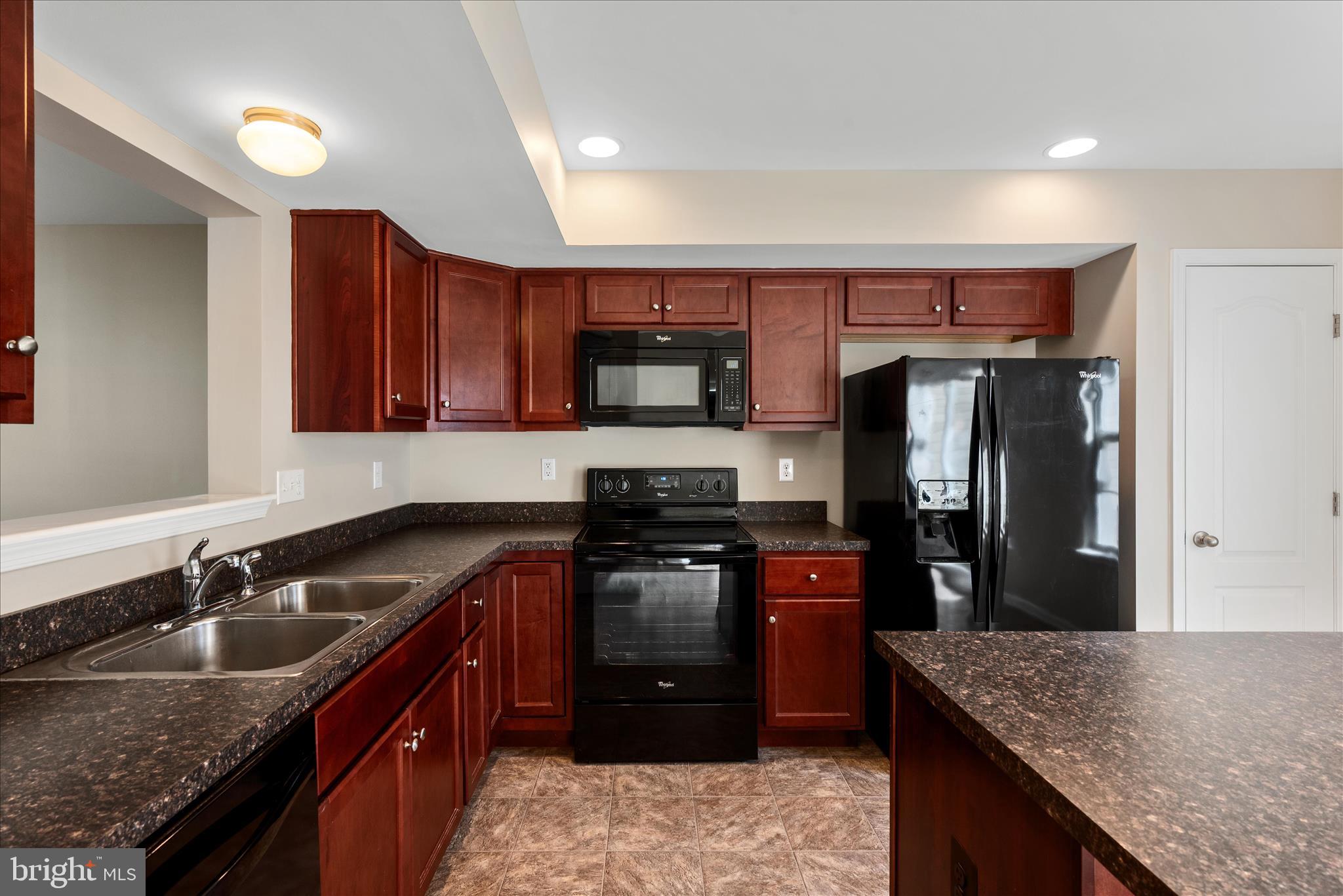 MANOR PARK - Residential