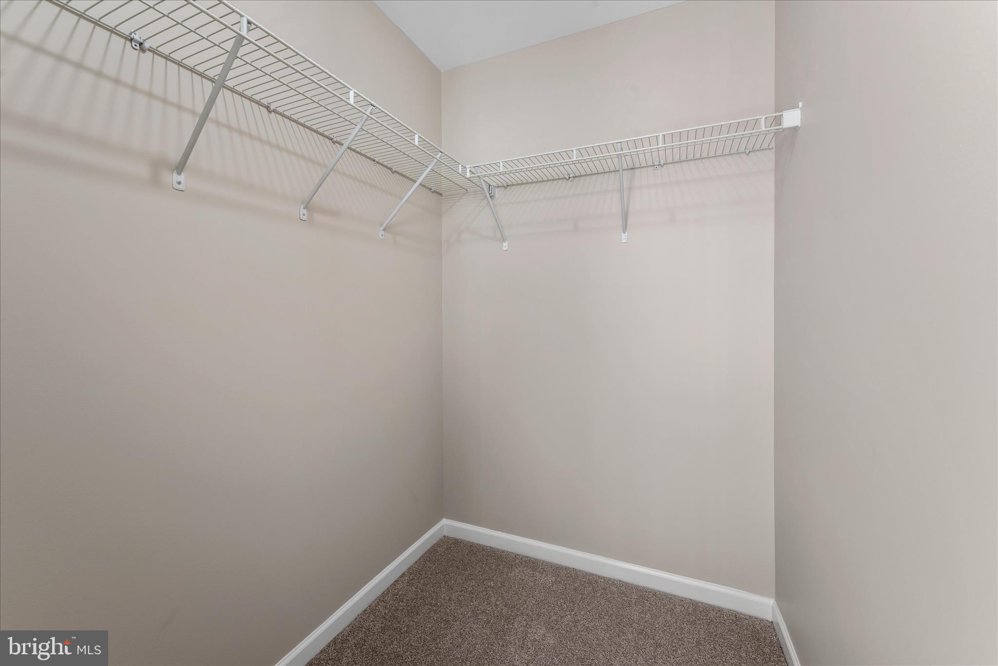 MANOR PARK - Residential