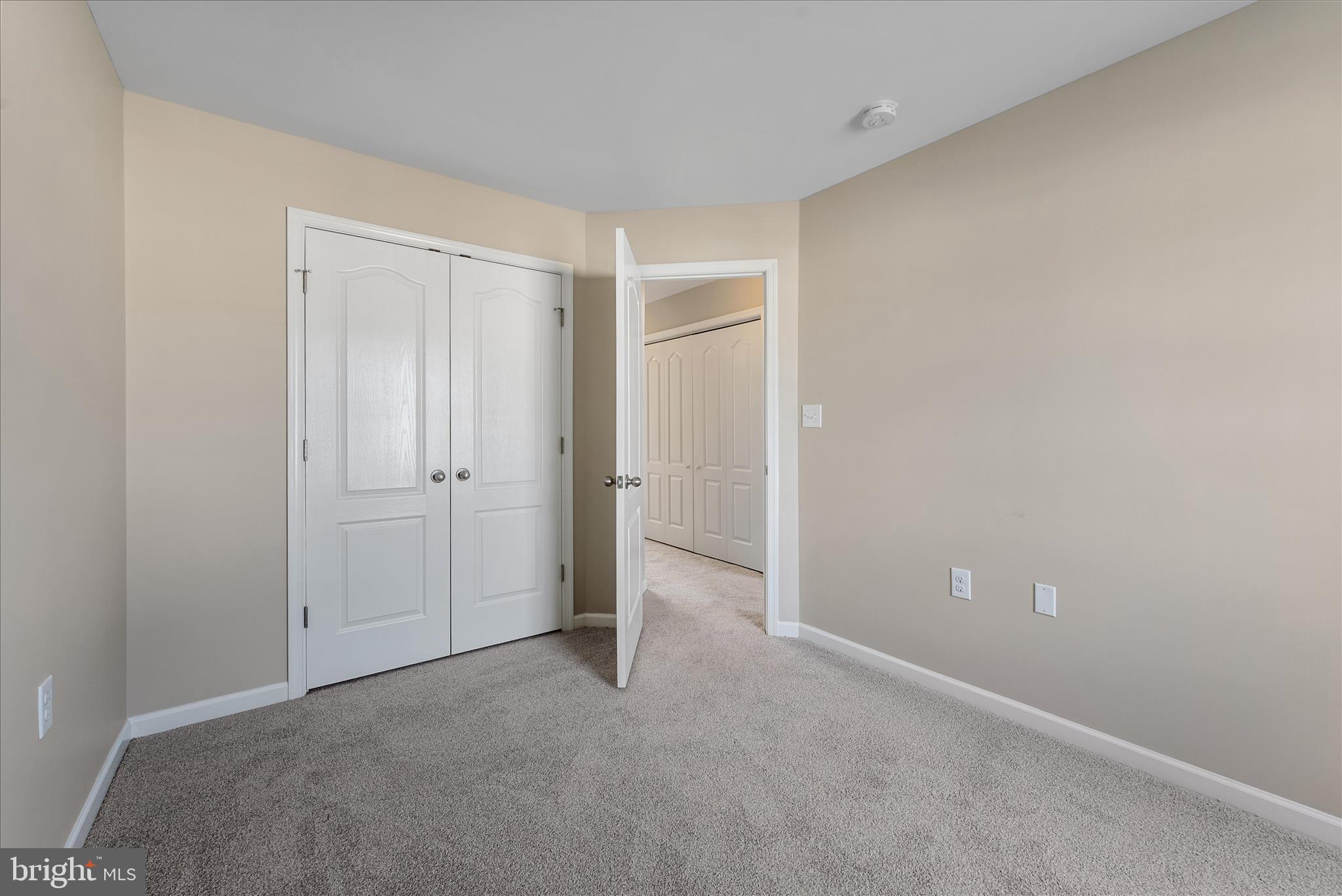 MANOR PARK - Residential