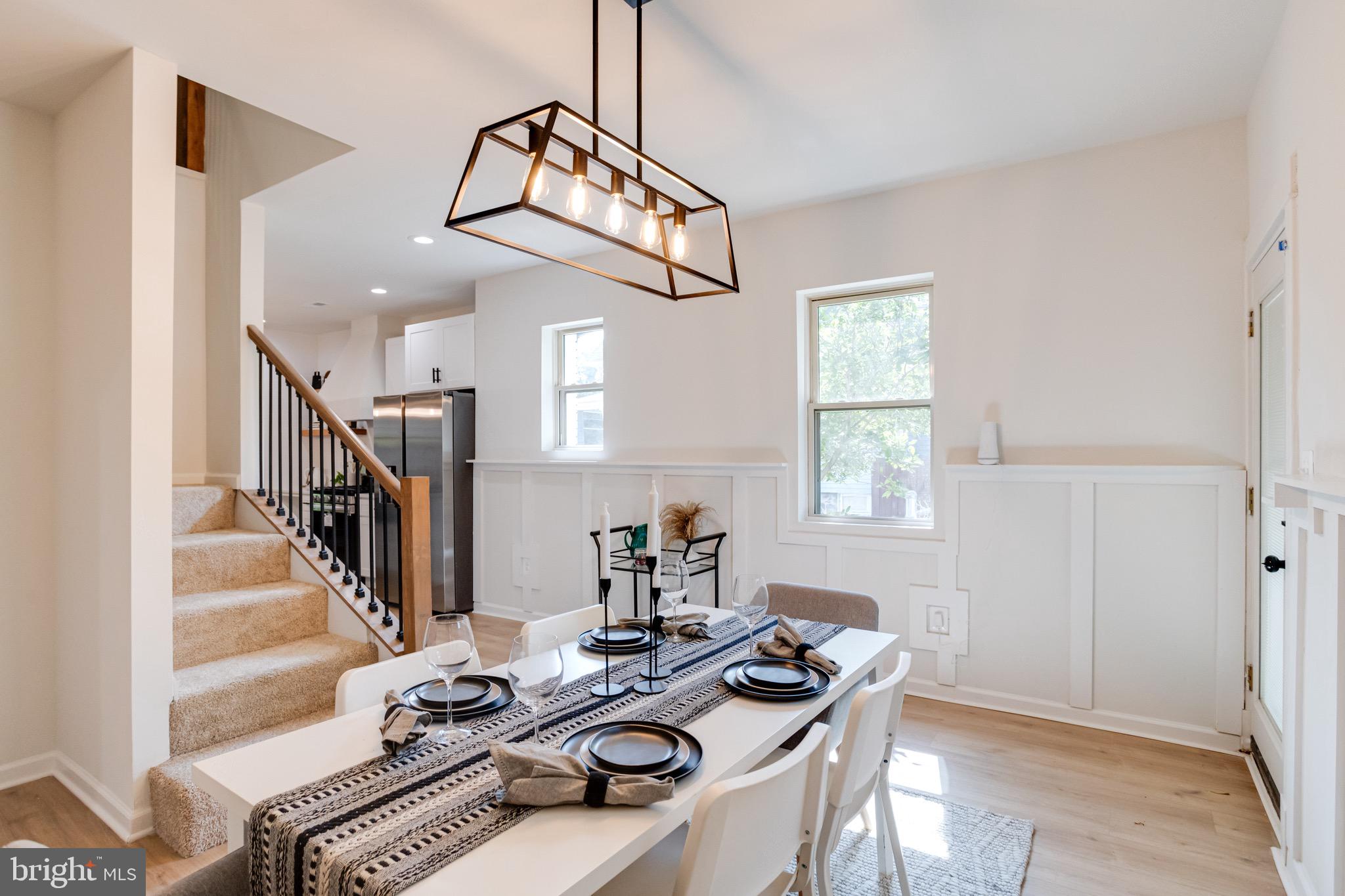 LAURAVILLE HISTORIC DISTRICT - Residential