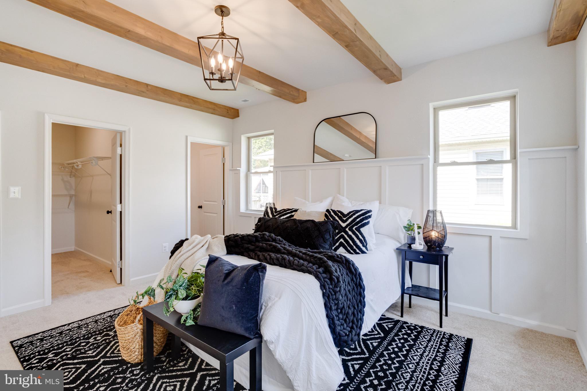 LAURAVILLE HISTORIC DISTRICT - Residential