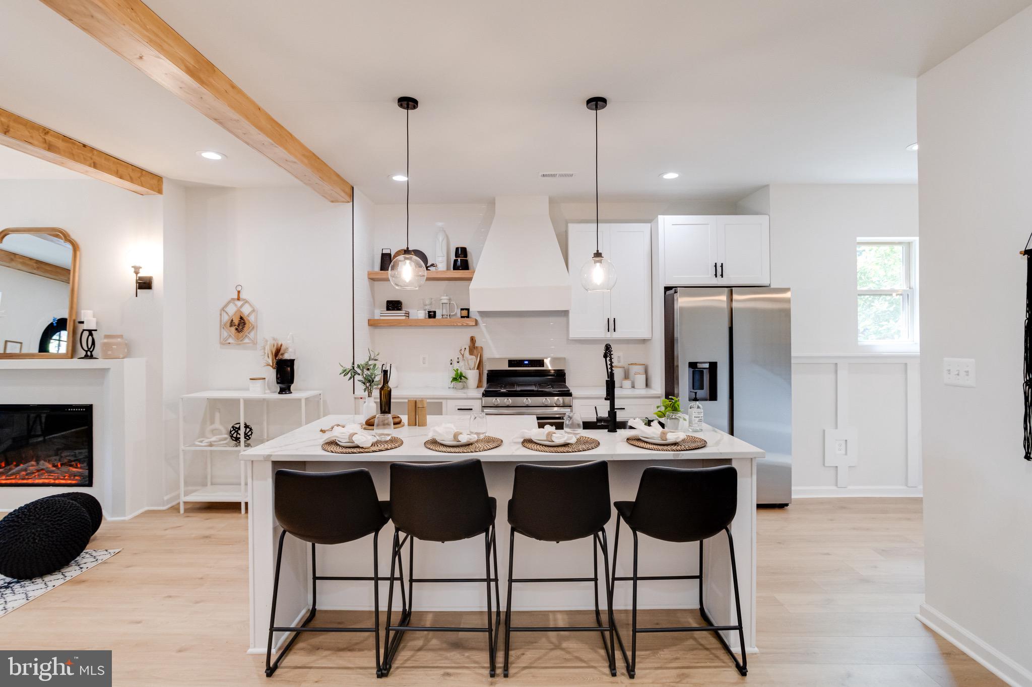 LAURAVILLE HISTORIC DISTRICT - Residential