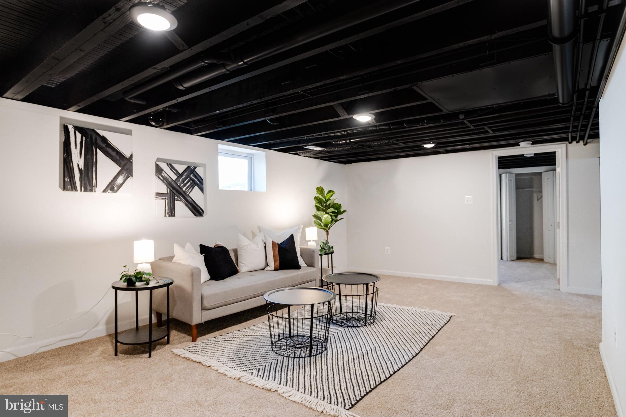 LAURAVILLE HISTORIC DISTRICT - Residential