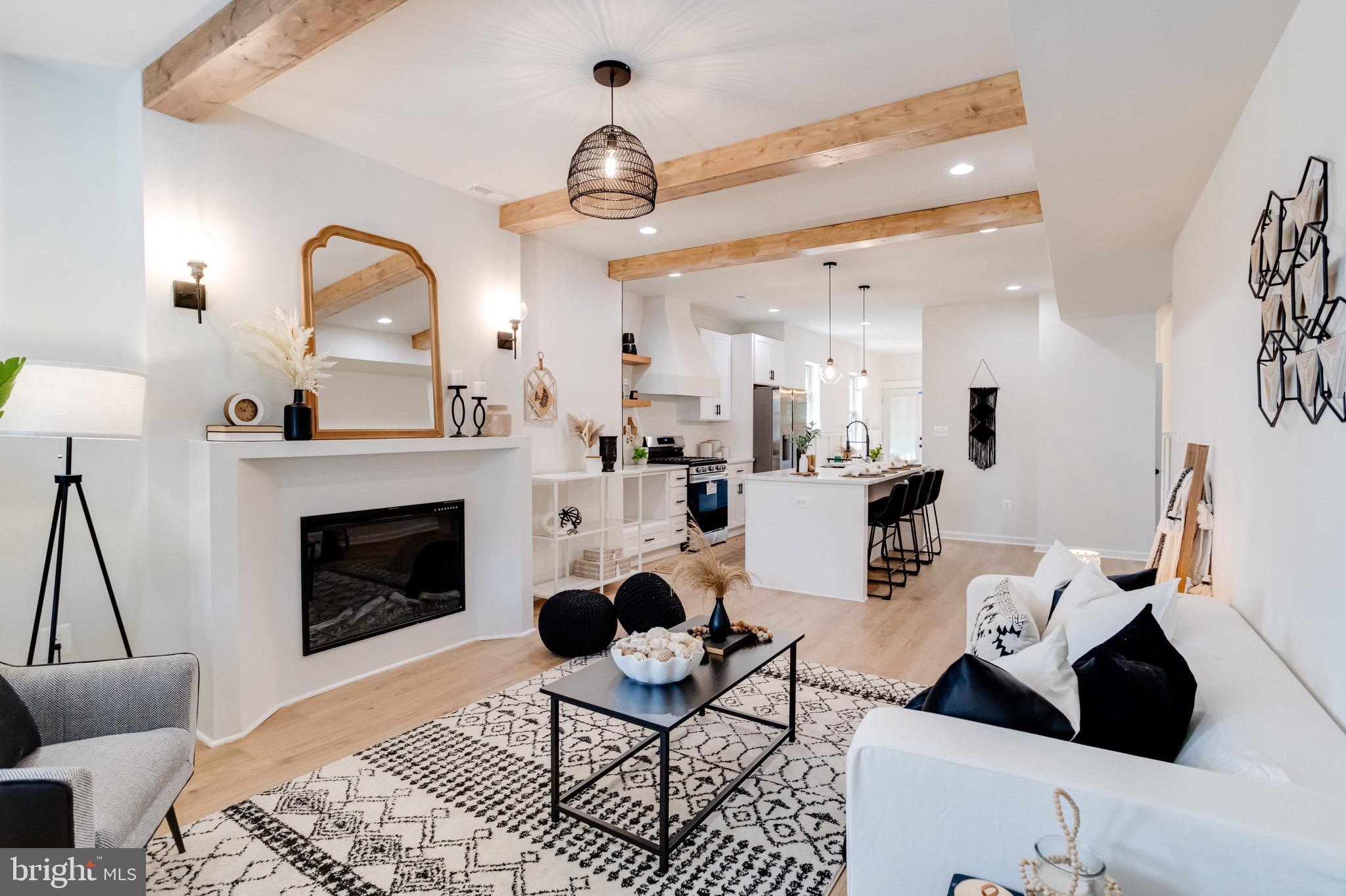 LAURAVILLE HISTORIC DISTRICT - Residential