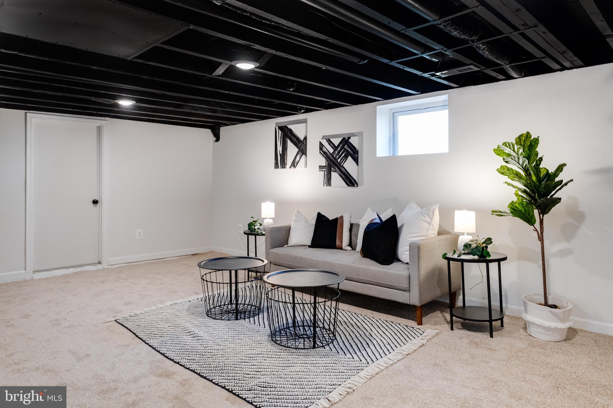 LAURAVILLE HISTORIC DISTRICT - Residential