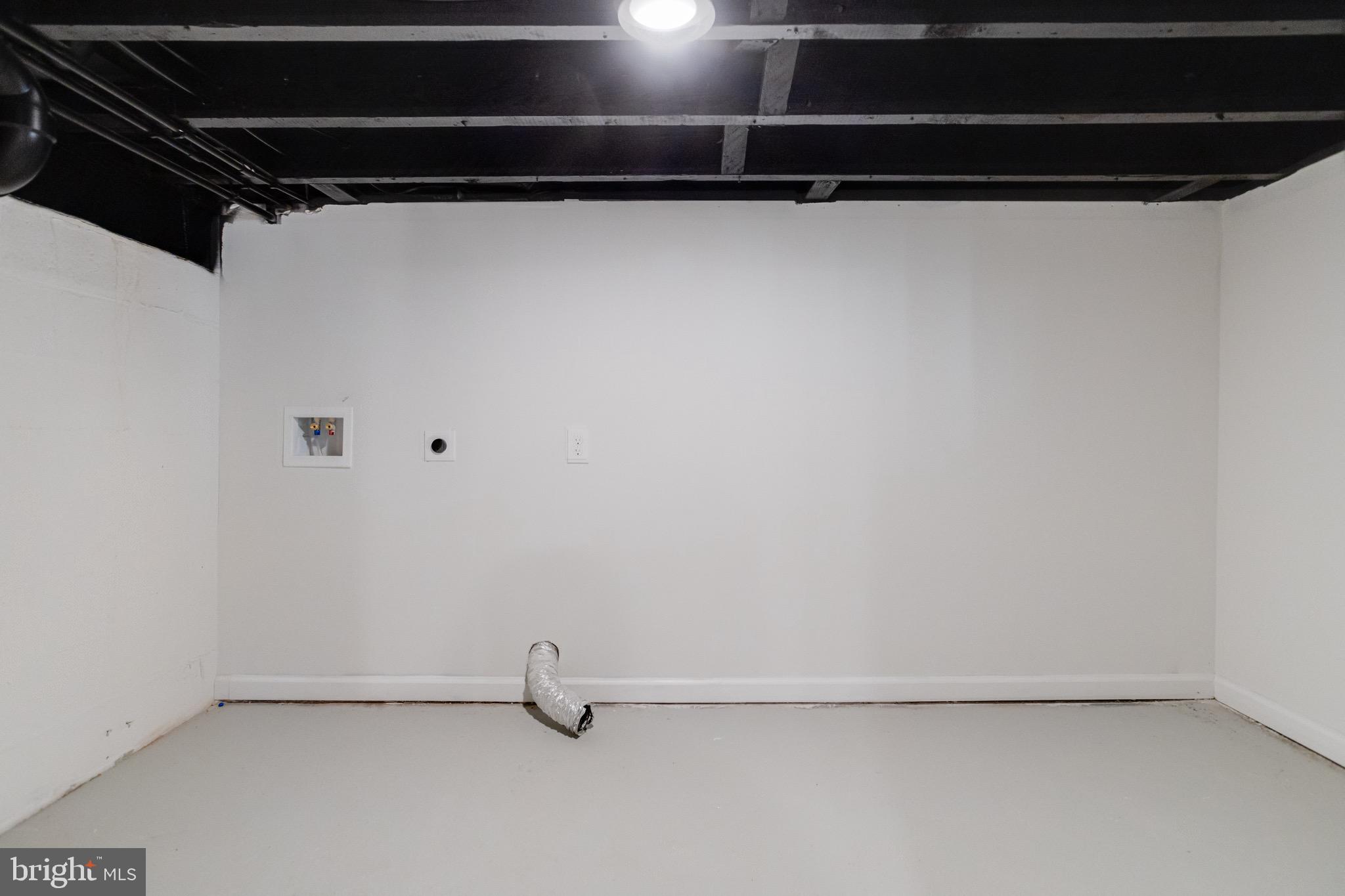 LAURAVILLE HISTORIC DISTRICT - Residential