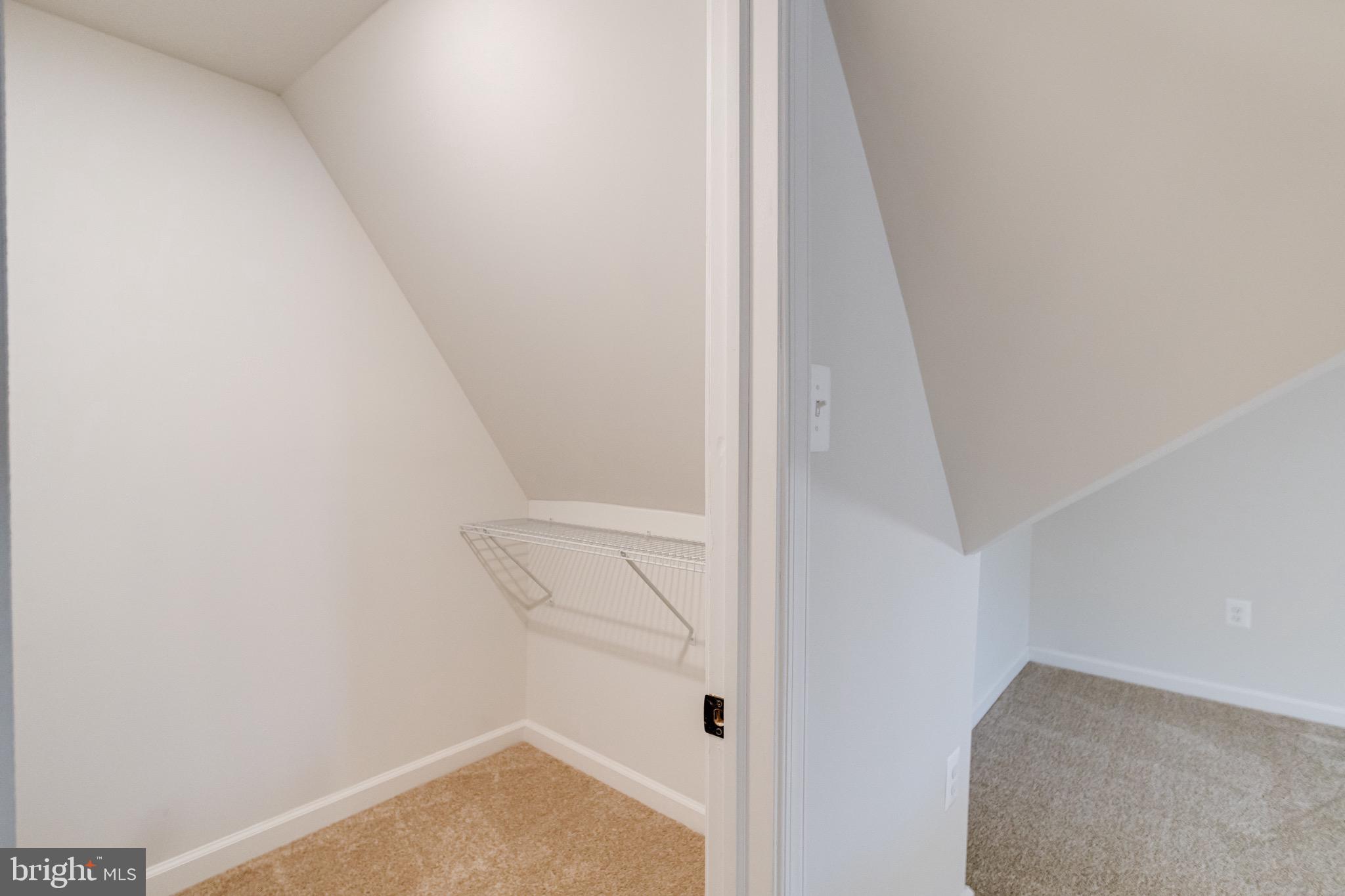 LAURAVILLE HISTORIC DISTRICT - Residential