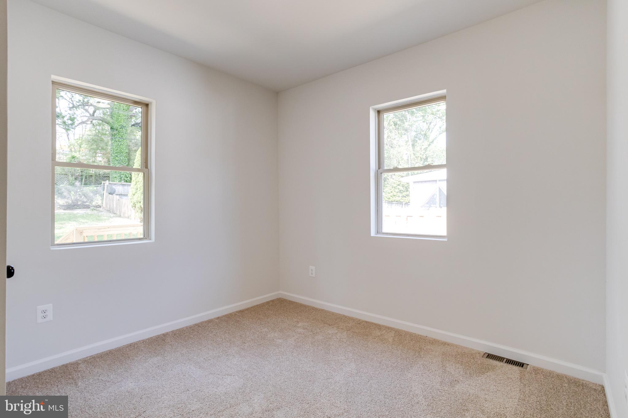 LAURAVILLE HISTORIC DISTRICT - Residential