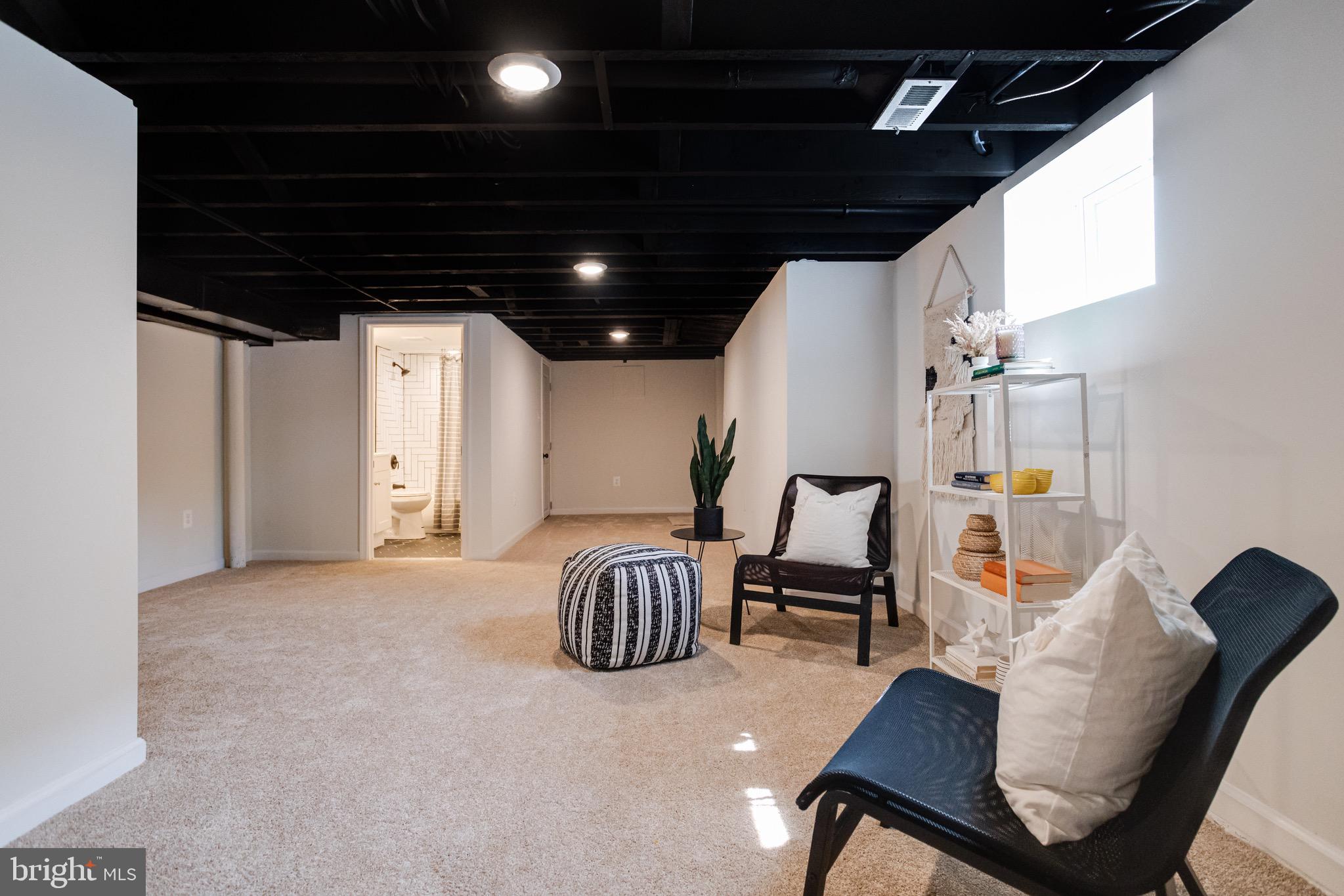 LAURAVILLE HISTORIC DISTRICT - Residential