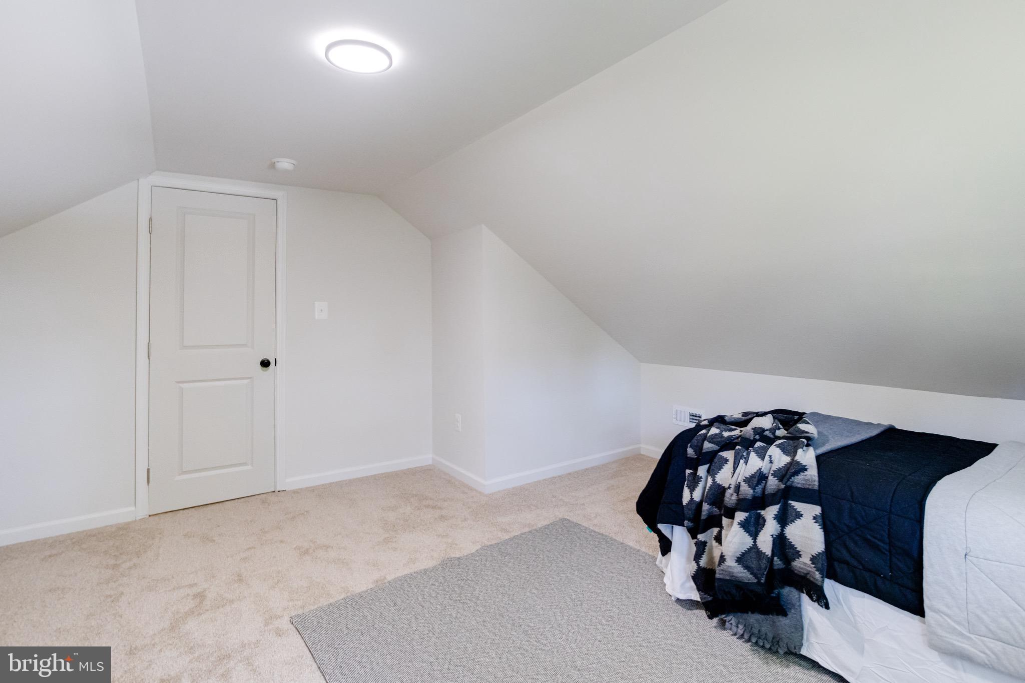 LAURAVILLE HISTORIC DISTRICT - Residential