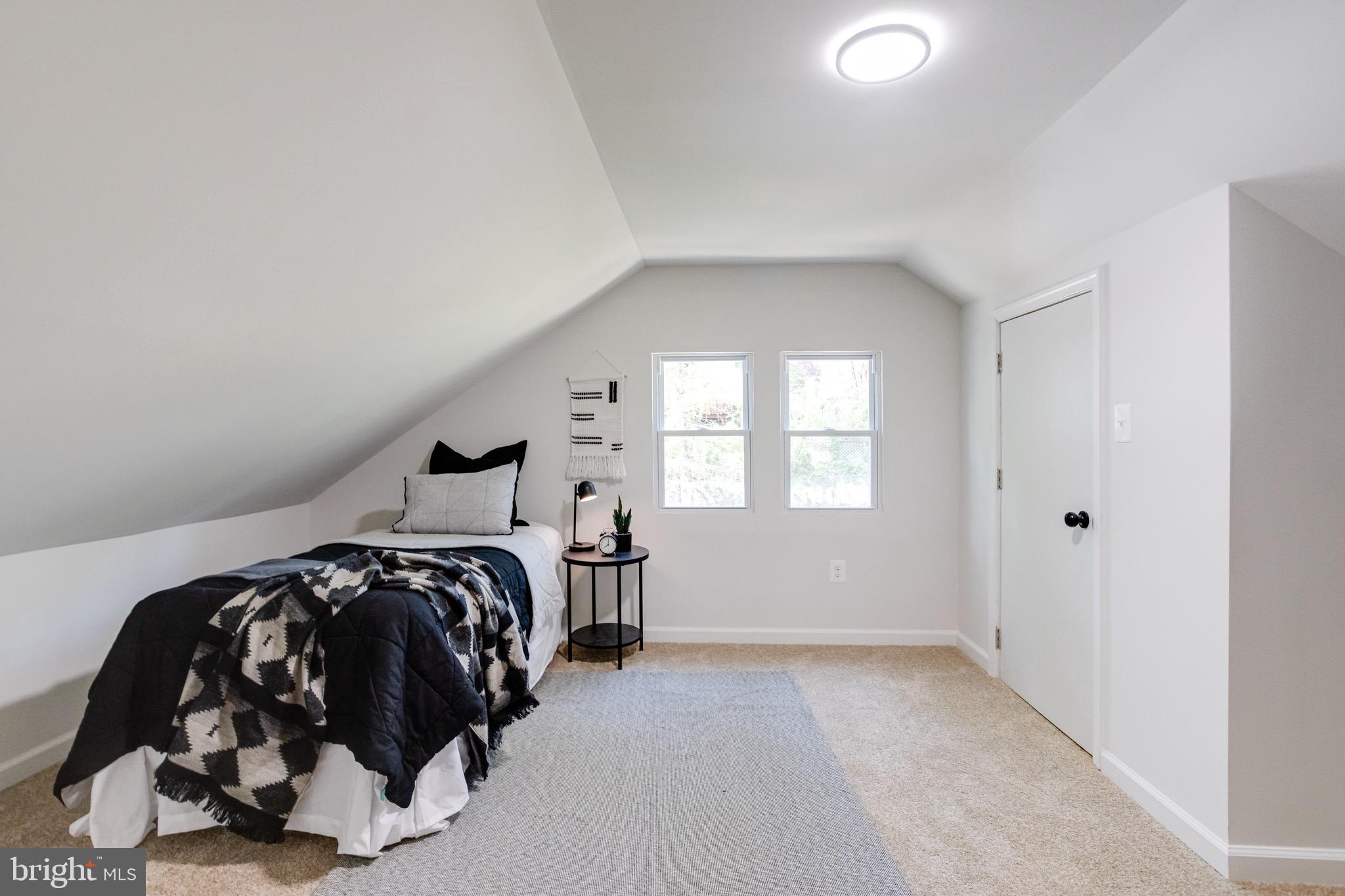 LAURAVILLE HISTORIC DISTRICT - Residential