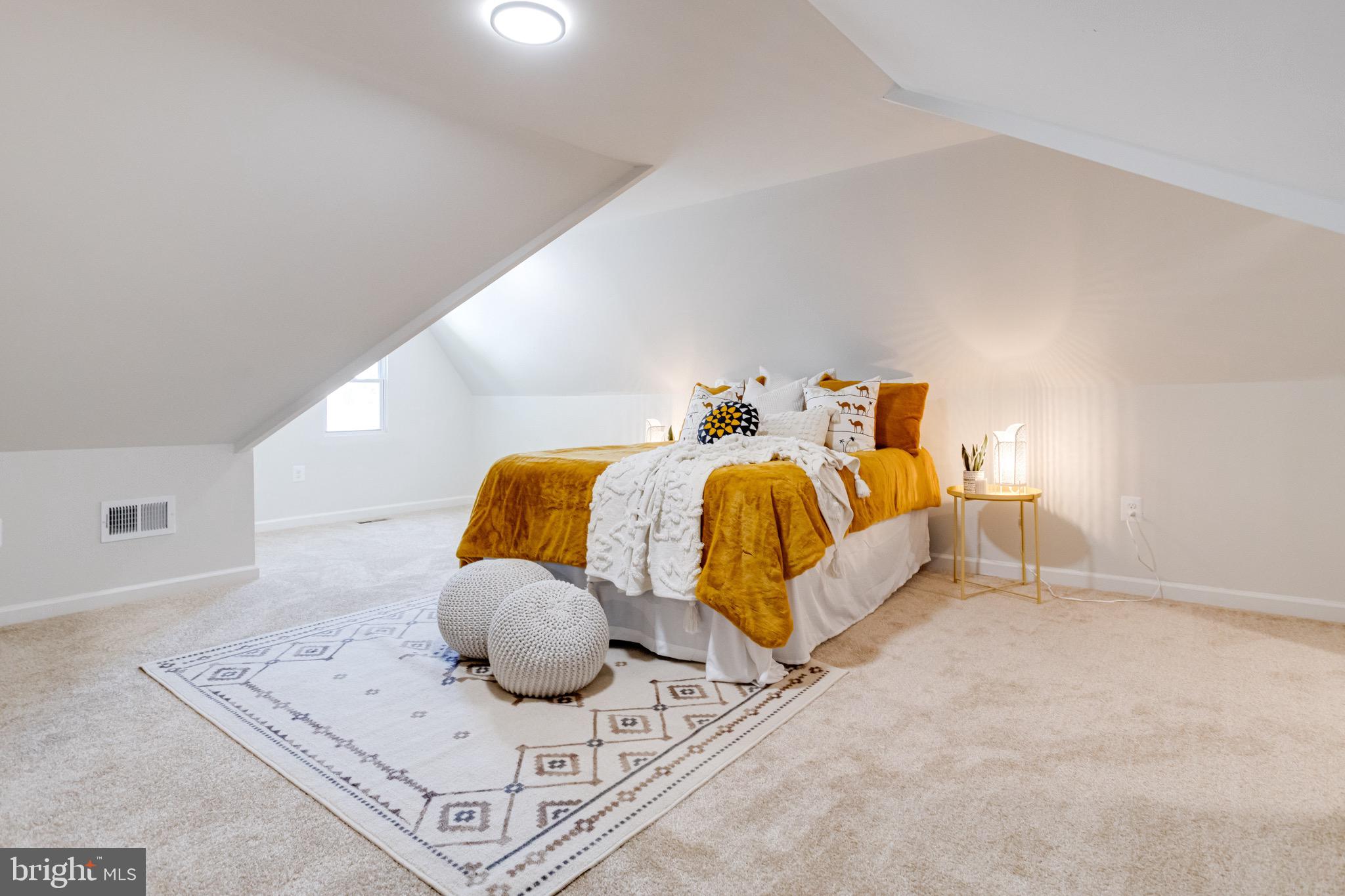 LAURAVILLE HISTORIC DISTRICT - Residential