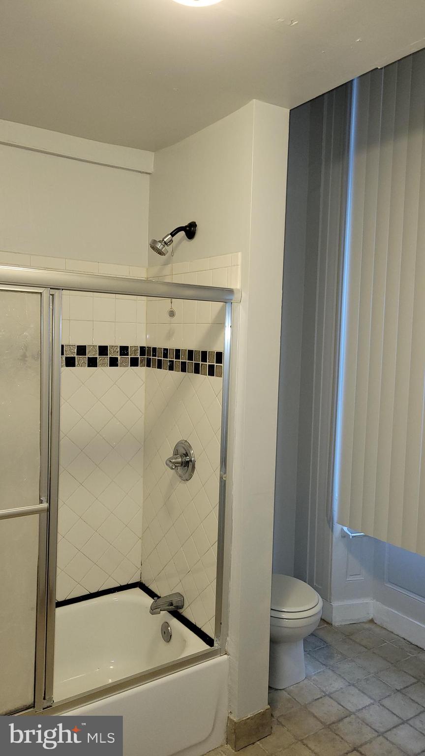 LEXINGTON MARKET - Residential Lease