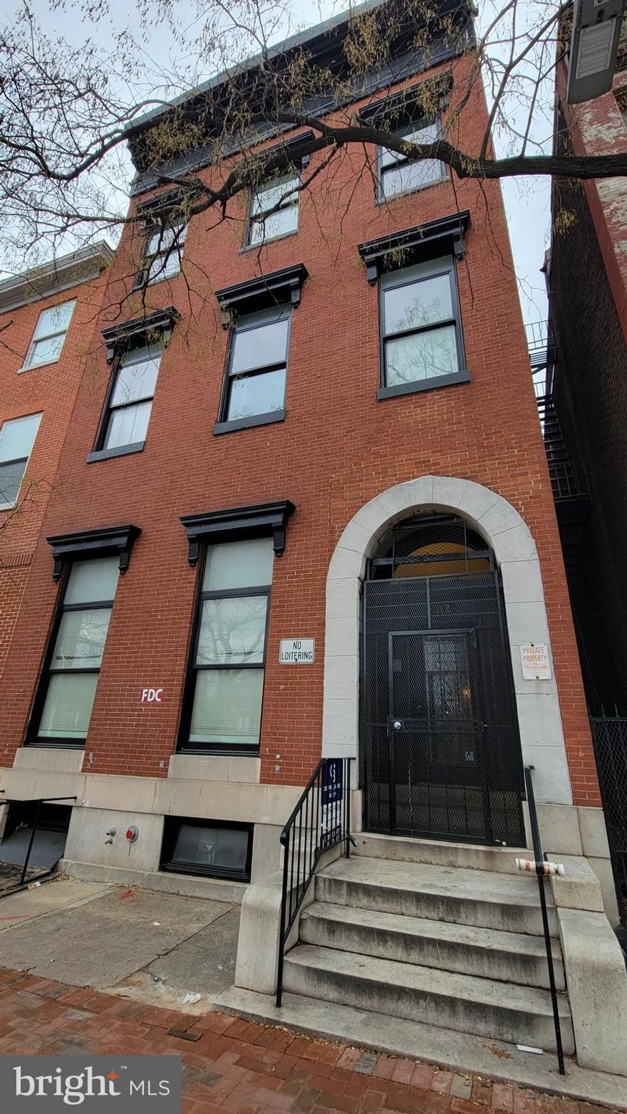 THIS IS THE ONE YOU'VE BEEN WAITING FOR! Nice studio apartment with brand-new carpet and exposed brick wall, close to UM, UB, Lexington Market. the stadiums & the Inner Harbor. Public transportation just steps from your front door with easy access to MTA & Light Rail. App-controlled, community washer/dryer in the basement! Sorry, no pets allowed. Smoking is not permitted in the building.  WELCOME HOME!!