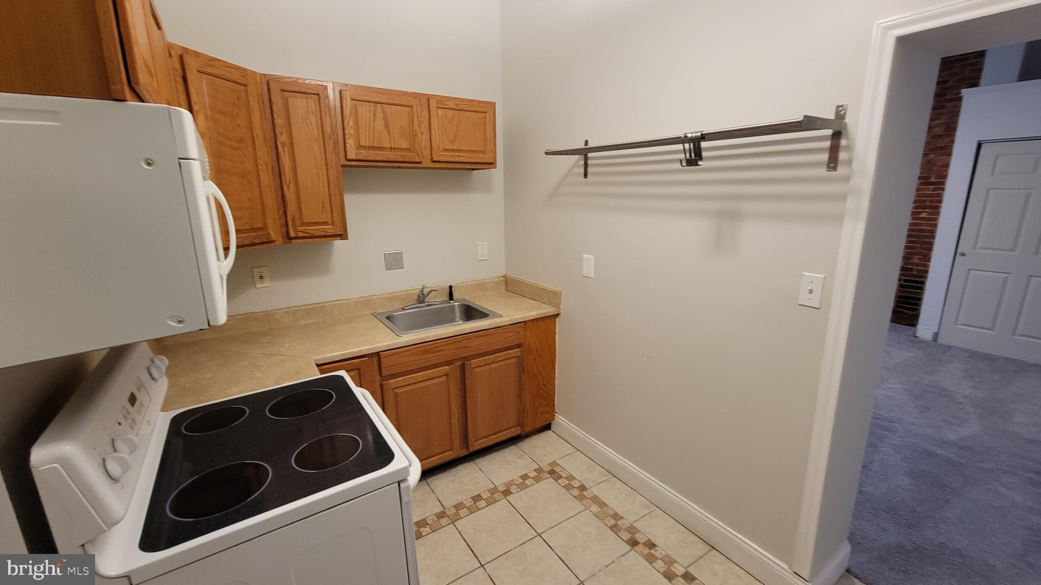 LEXINGTON MARKET - Residential Lease