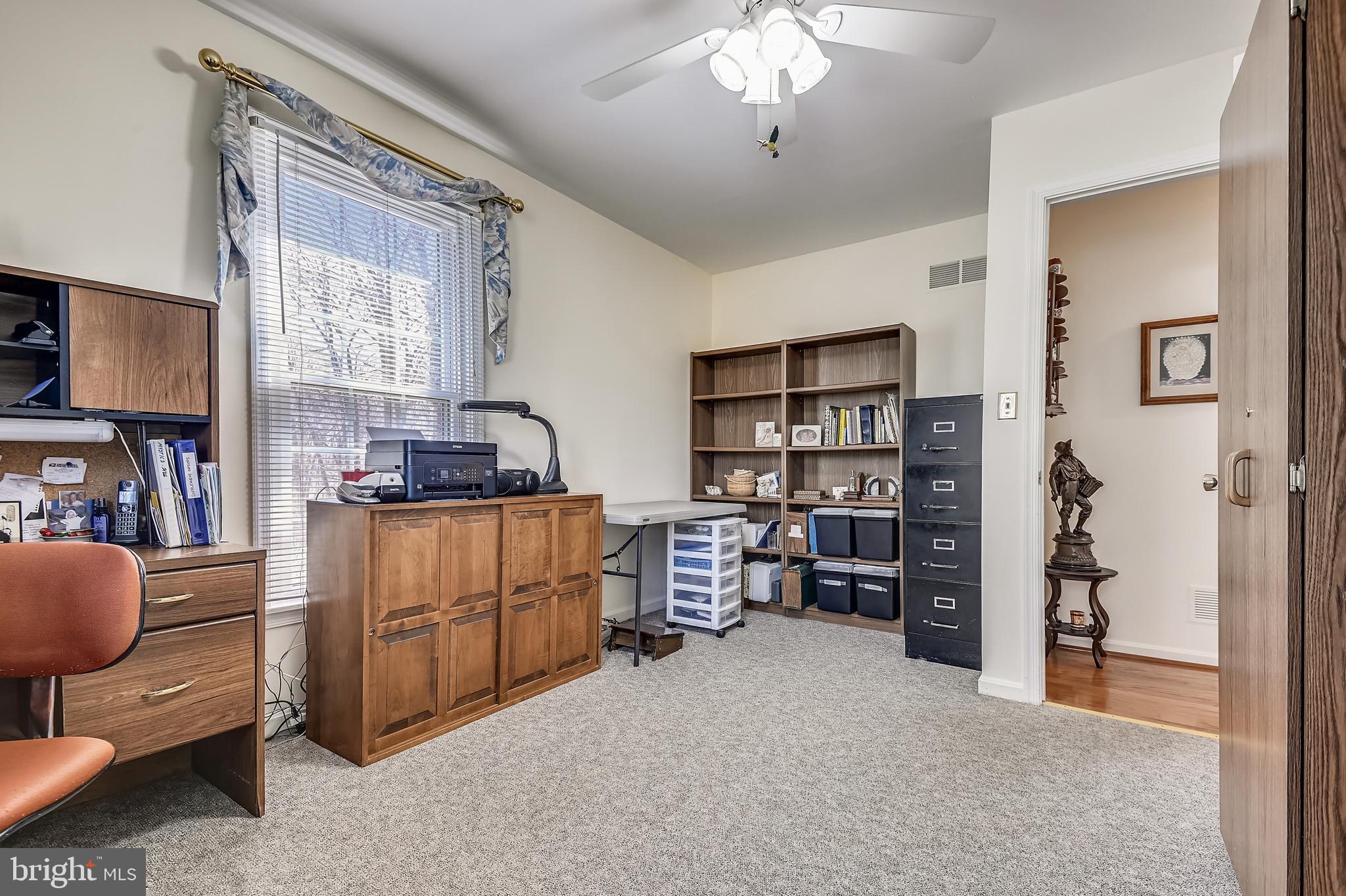 SUTTON MANOR - Residential