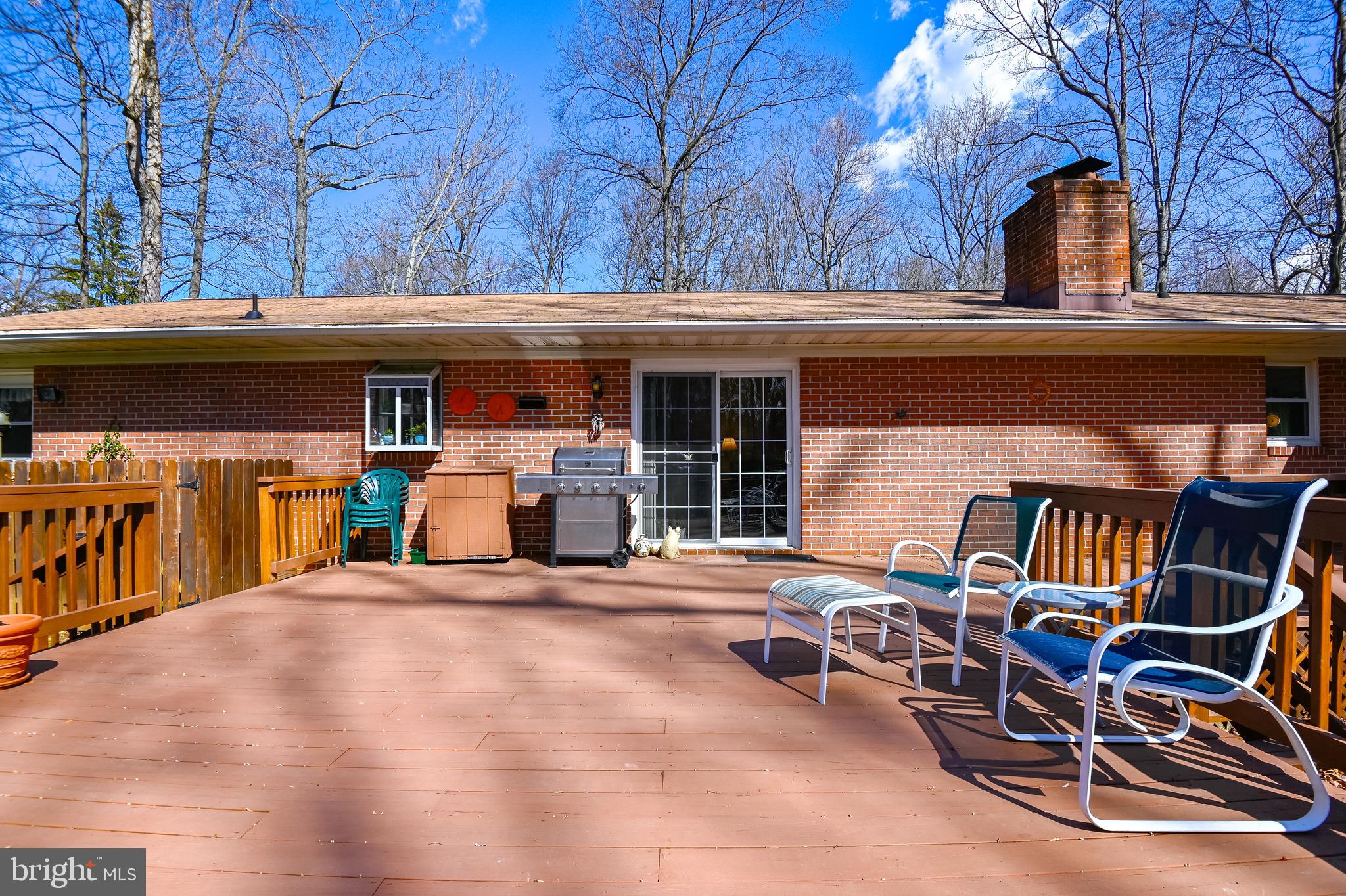 SUTTON MANOR - Residential