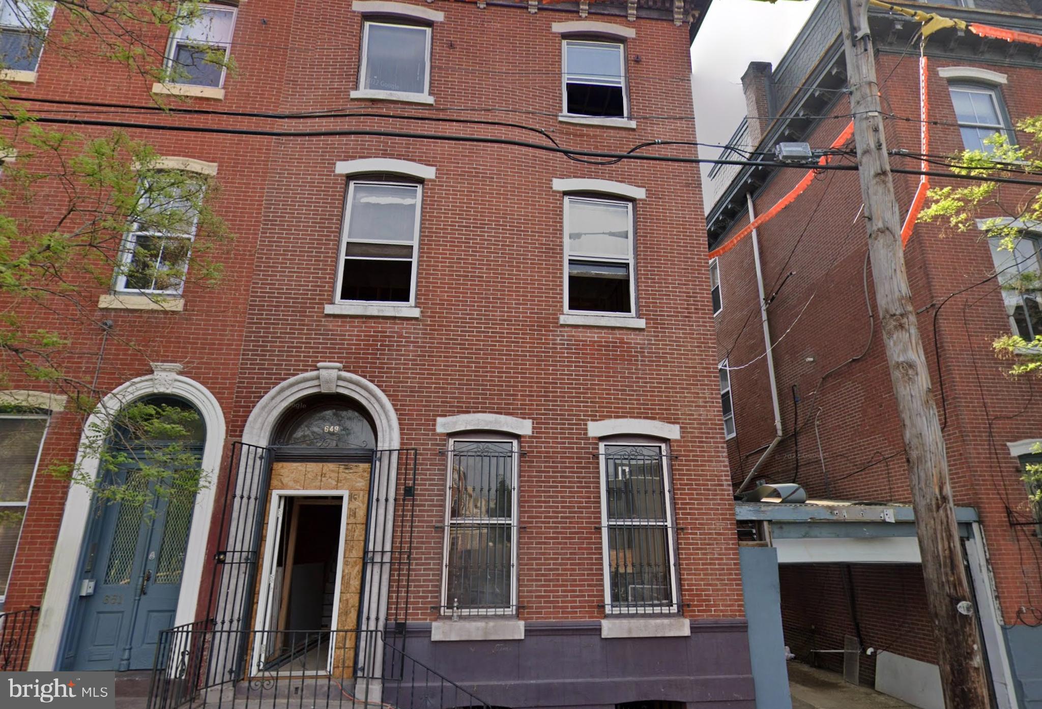 SPRING GARDEN - Residential Lease