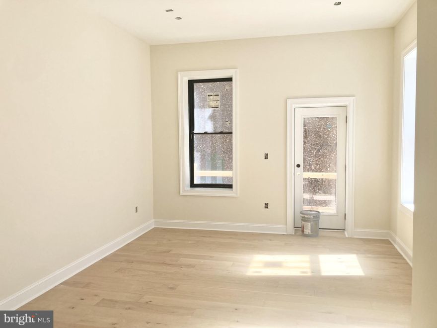 Live at 649 N 17th St, brand new newly renovated 1 bedroom apartments blocks from Fairmount Ave. Enjoy high ceilings, a private Juliet balcony, large windows, and more can be found in these modern suburban feel apartments located in a fantastic city location. Enjoy a full suite of stainless steel appliances with a stove, refrigerator, microwave, dishwasher, and washer/dryer. Garage parking is available for $200/mo