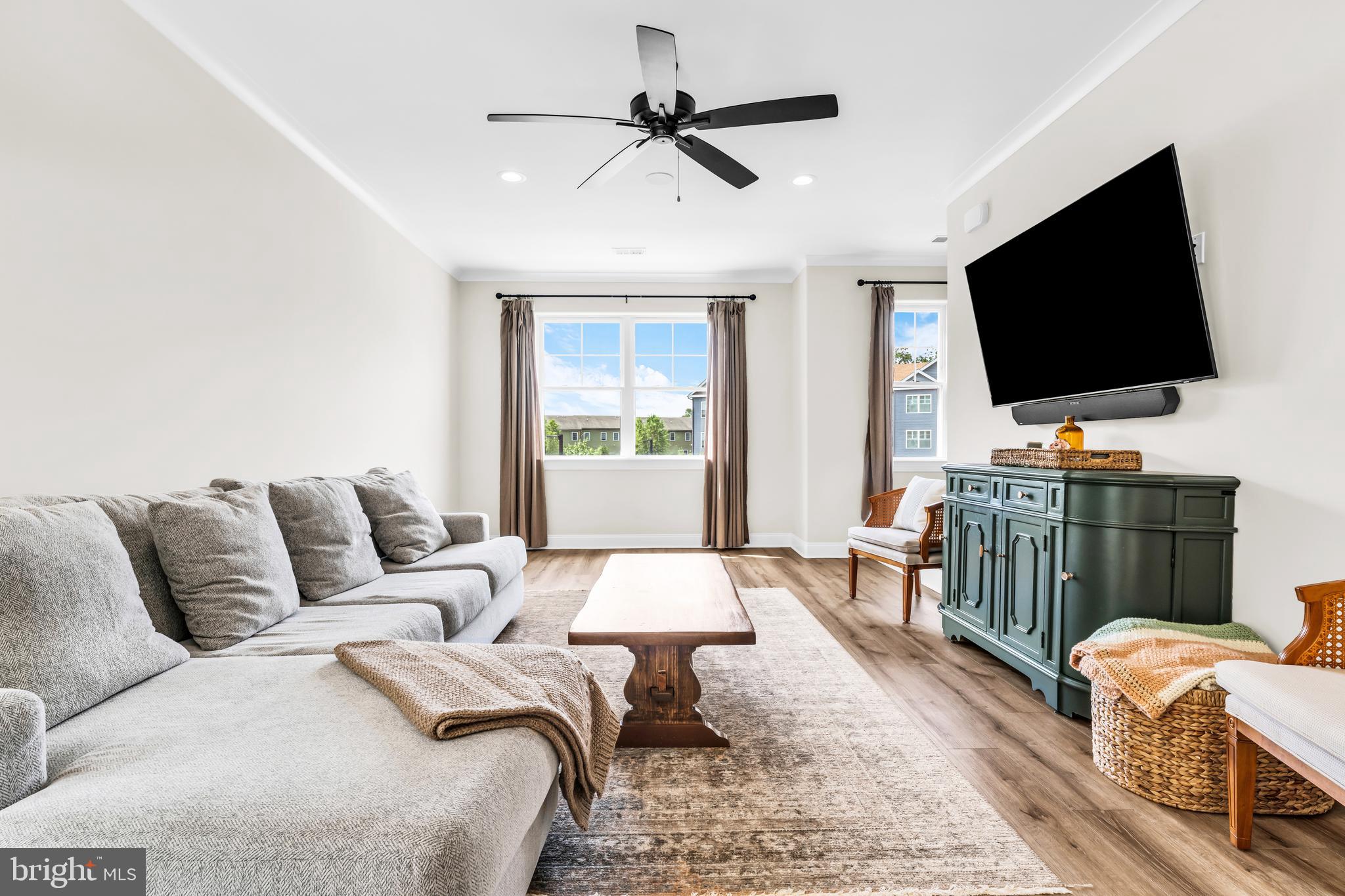 30 MILL CREEK COURT