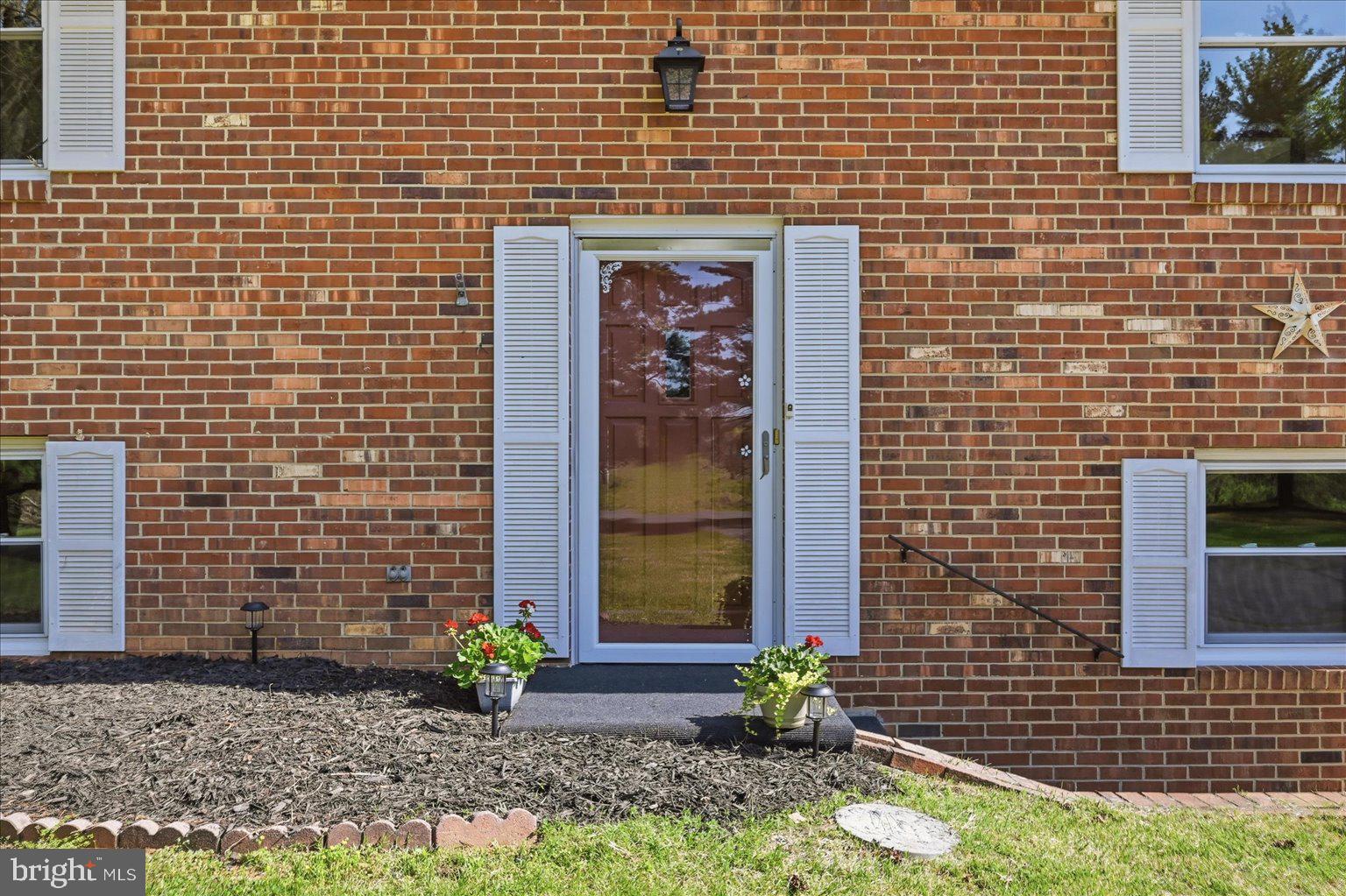 LONGMARSH - Residential