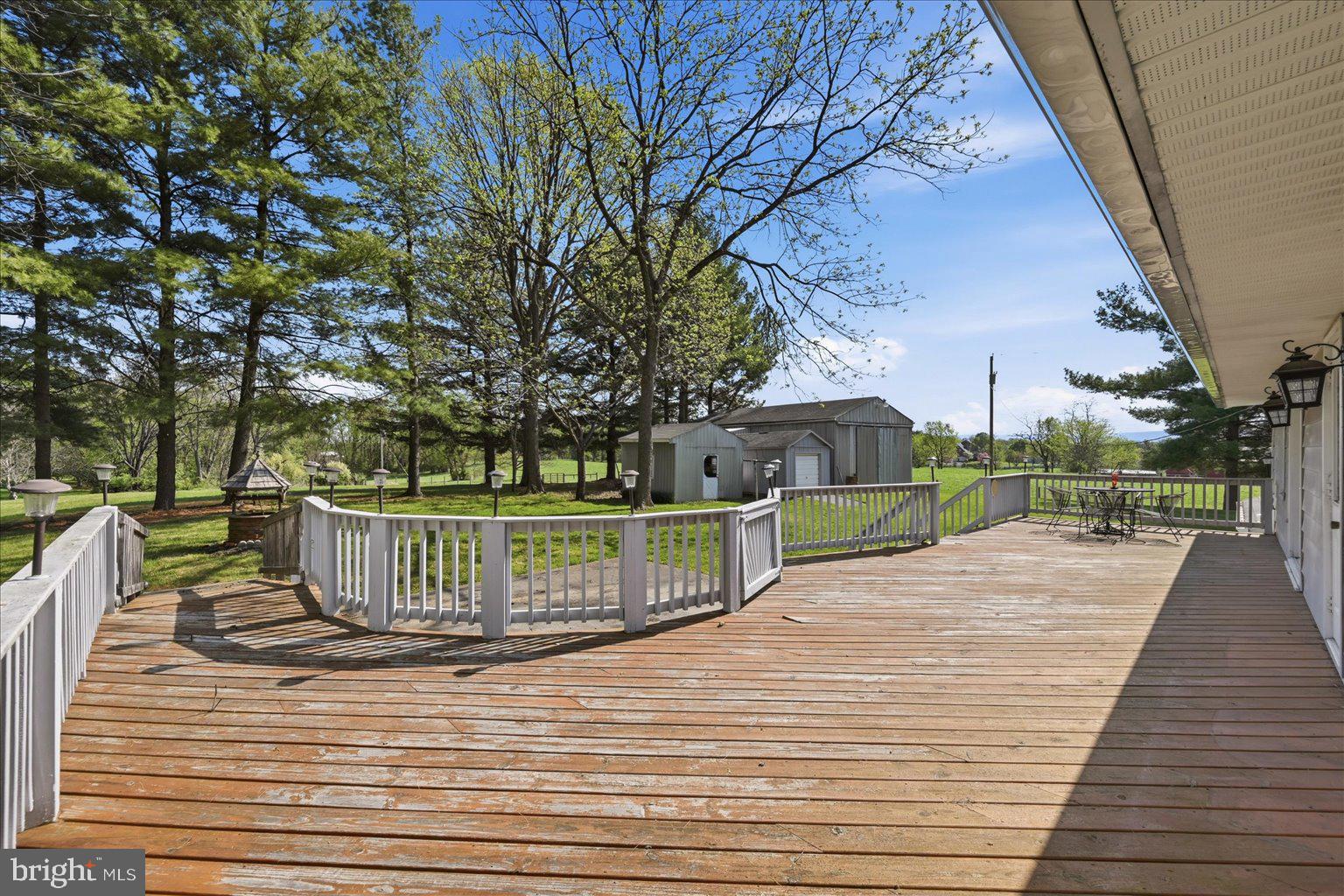 LONGMARSH - Residential