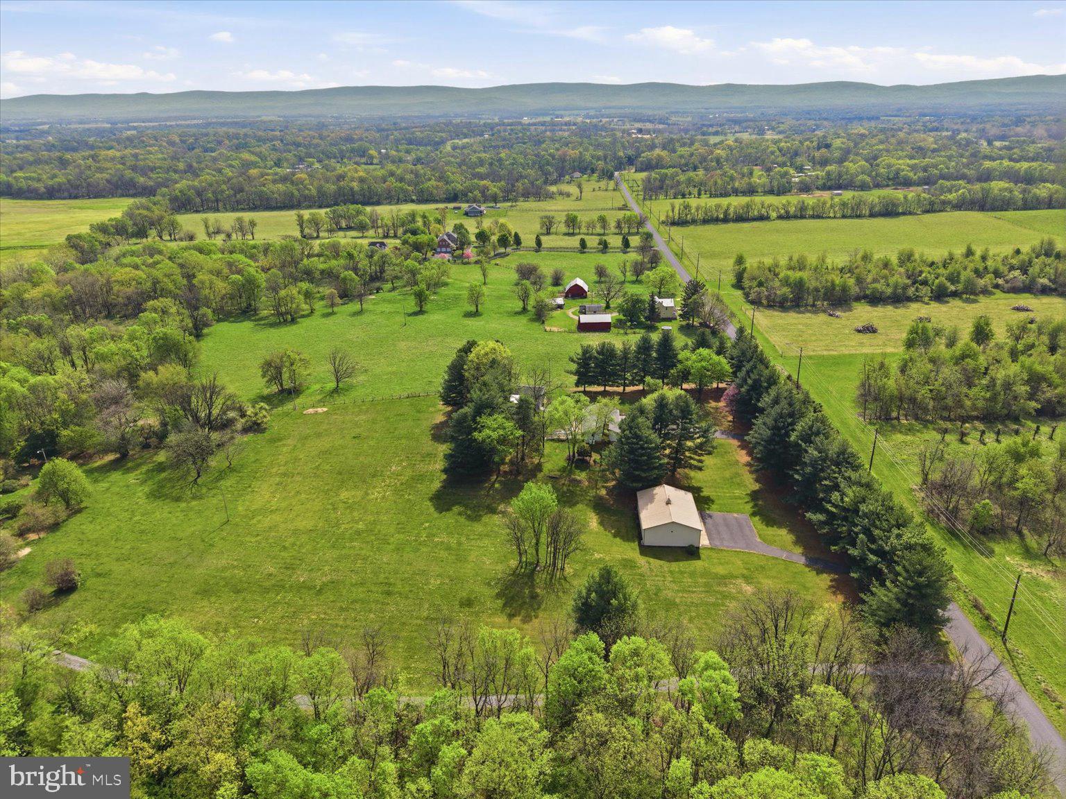 LONGMARSH - Residential