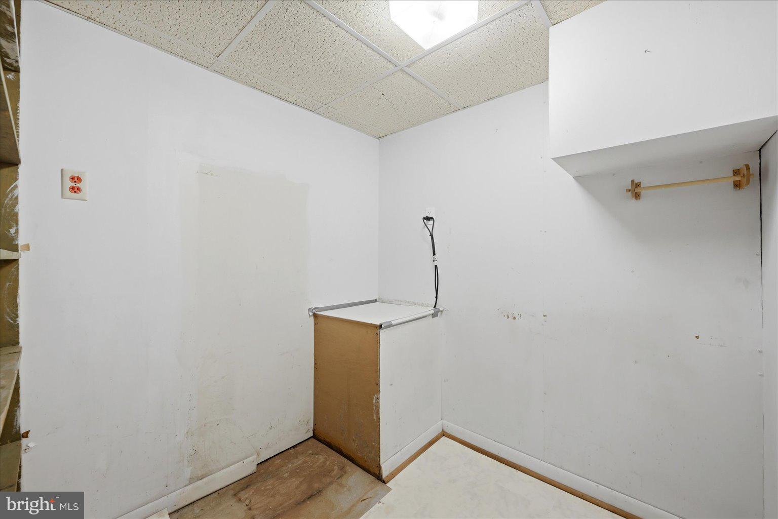 LONGMARSH - Residential