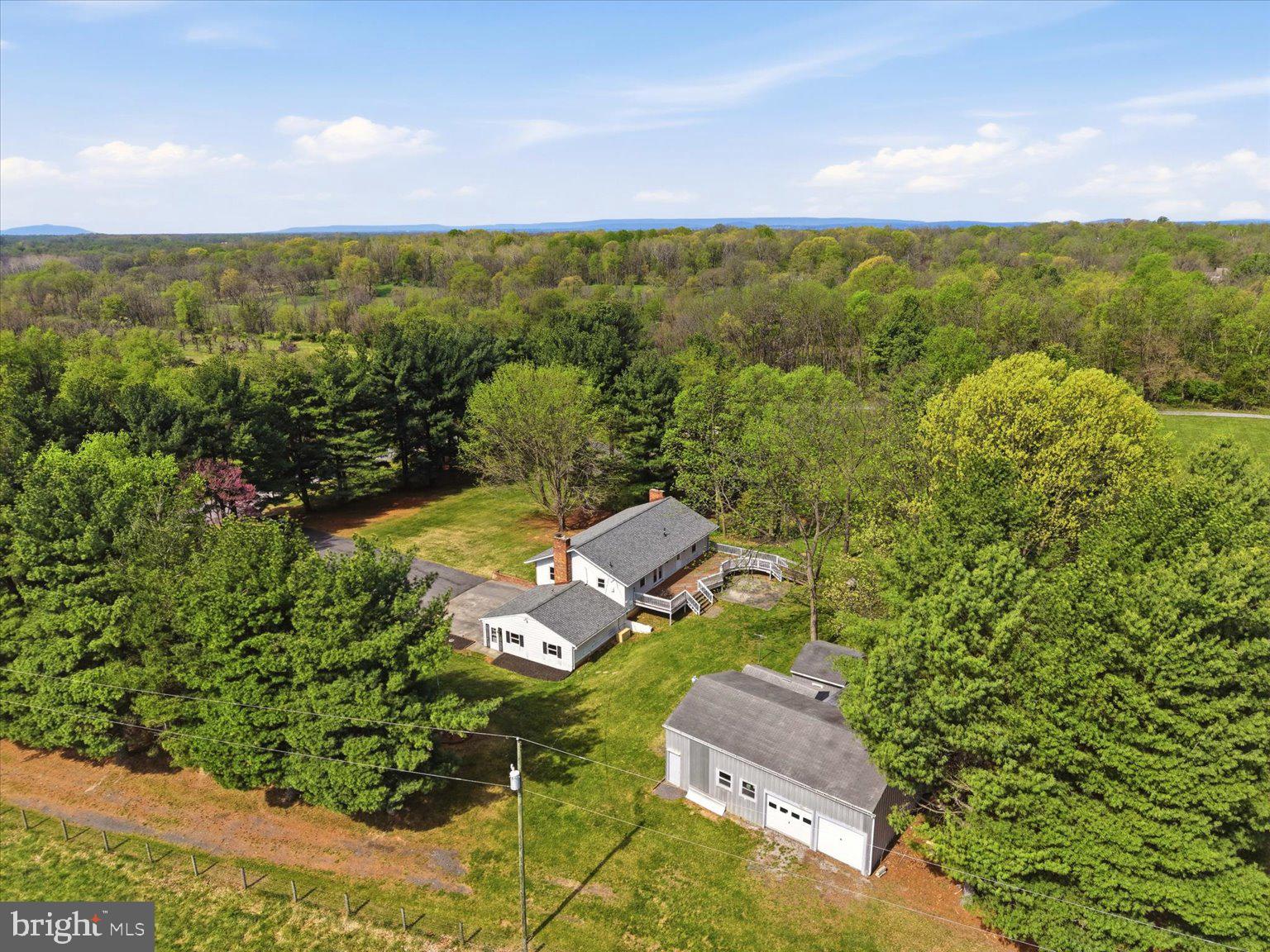 LONGMARSH - Residential