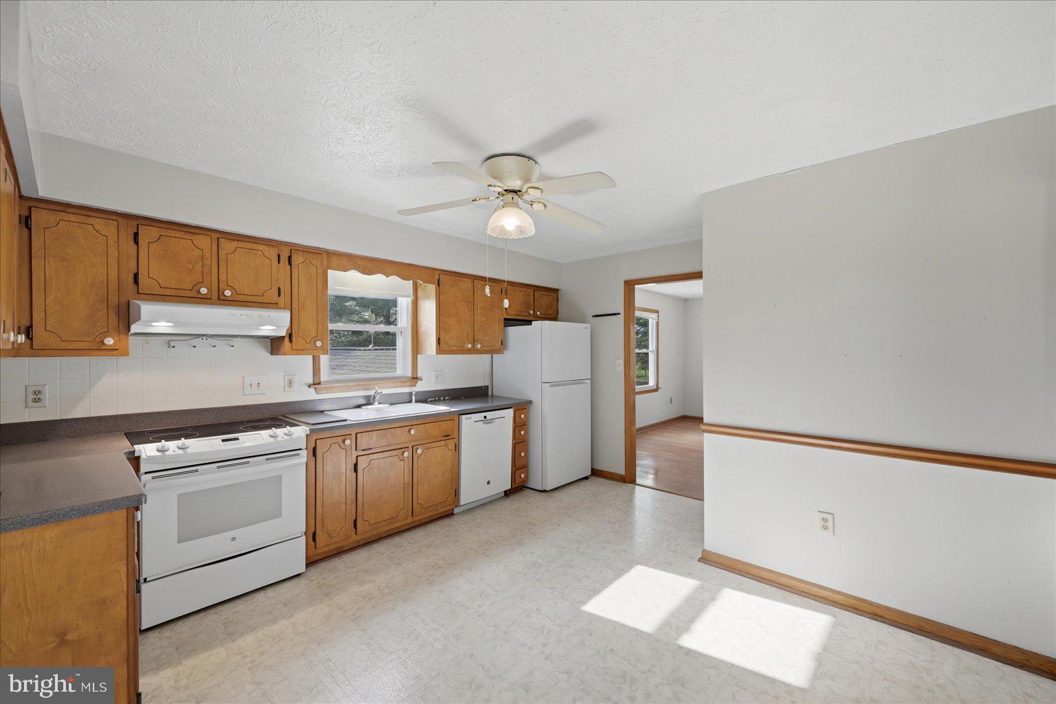 LONGMARSH - Residential