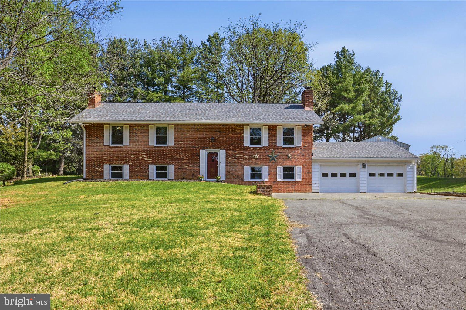 LONGMARSH - Residential